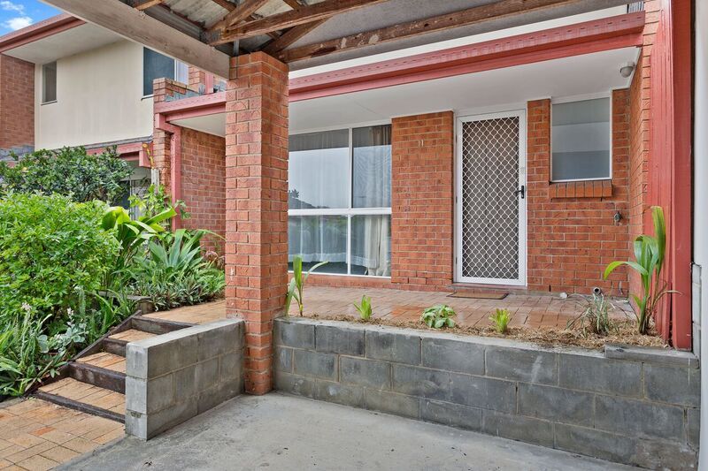 132 Smith Road, Woodridge QLD 4114