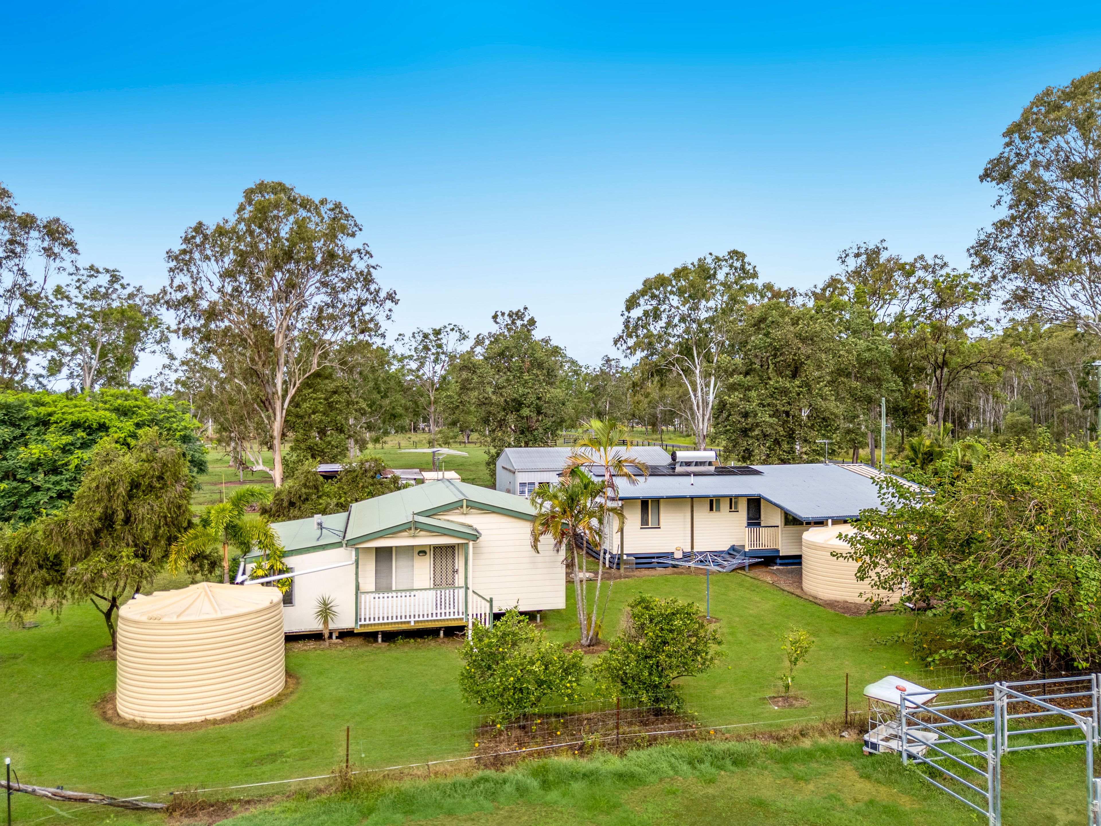 25 Kelly Road, Spring Creek, QLD 4343