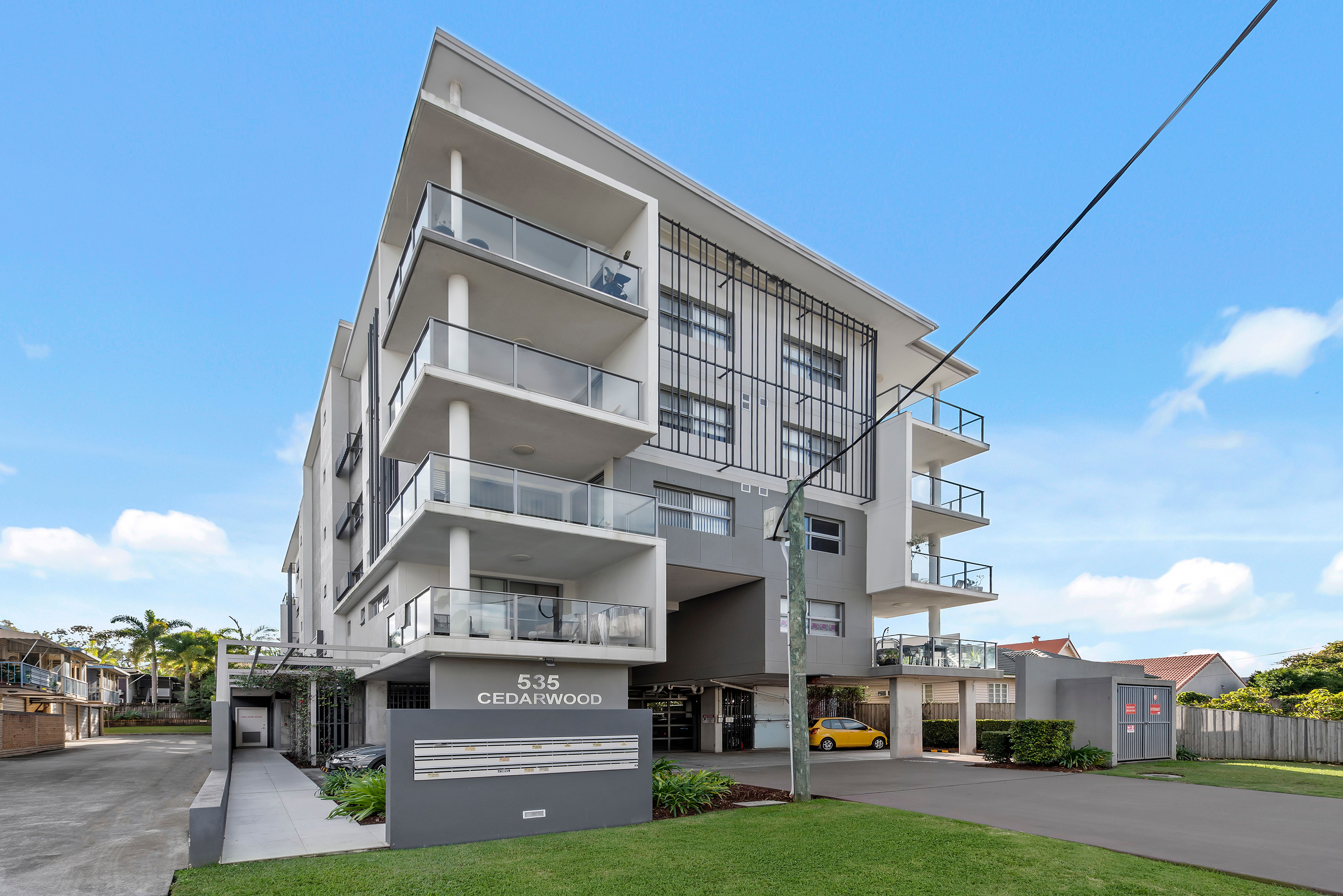 535 Oxley Road, Sherwood QLD 4075