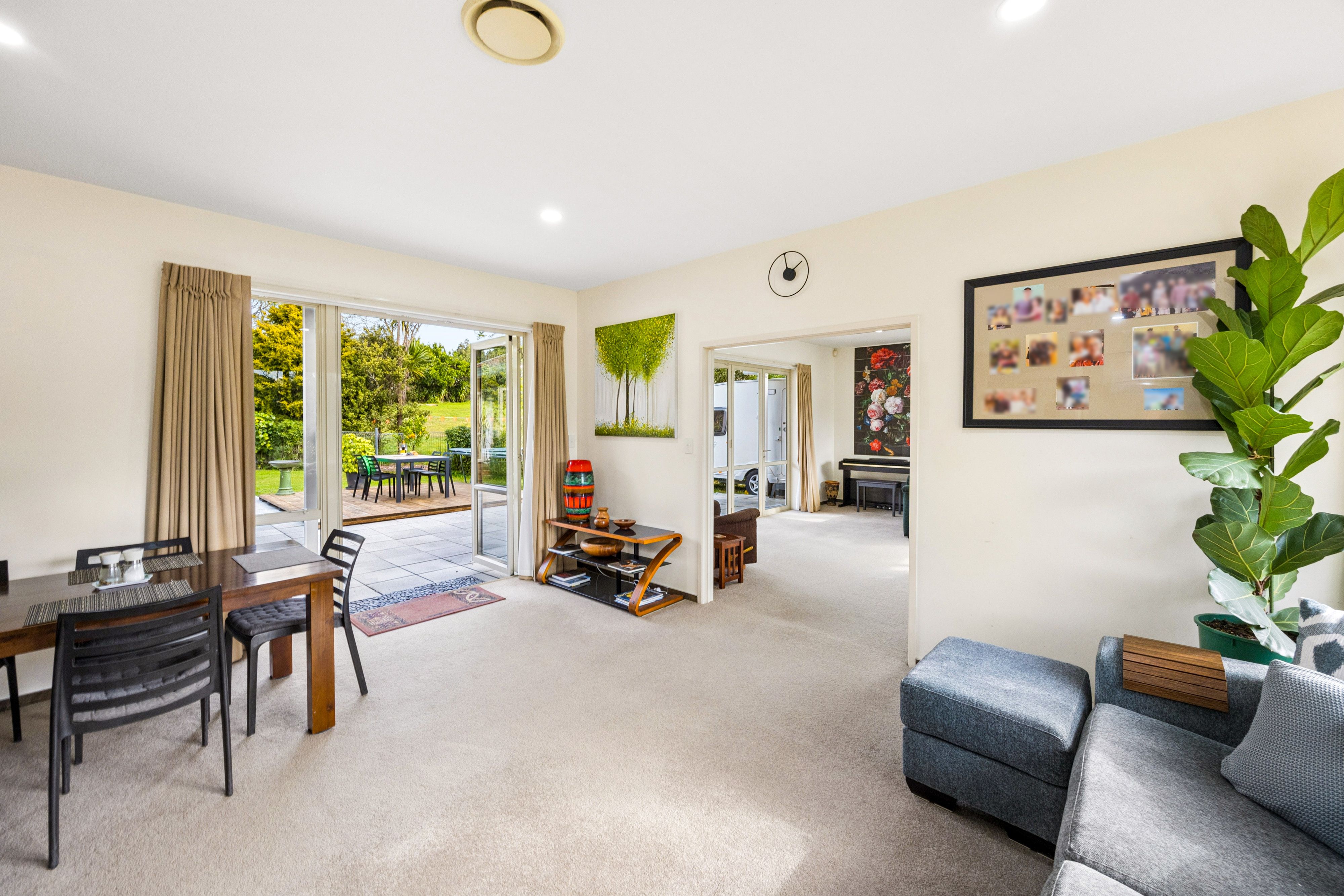 12 Woodfern Crescent, Titirangi, Waitakere City