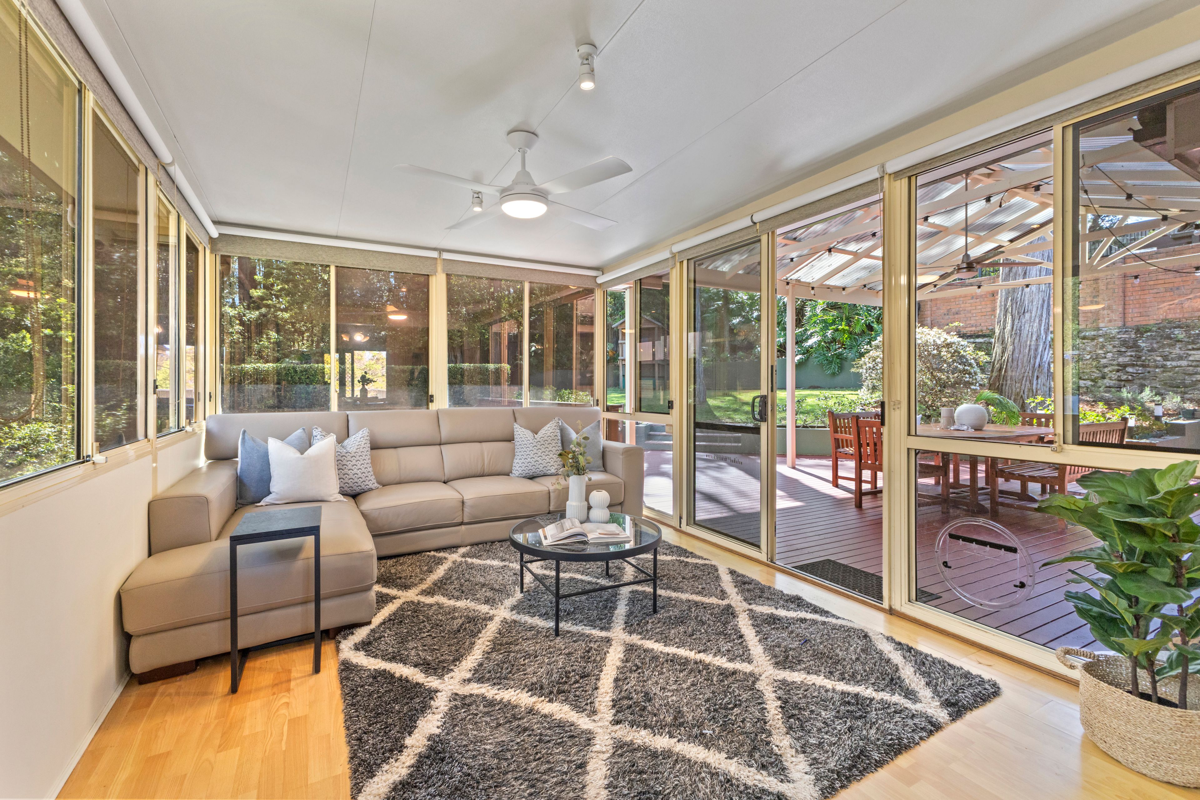 41 Kooringal Avenue — photo 3 of 11