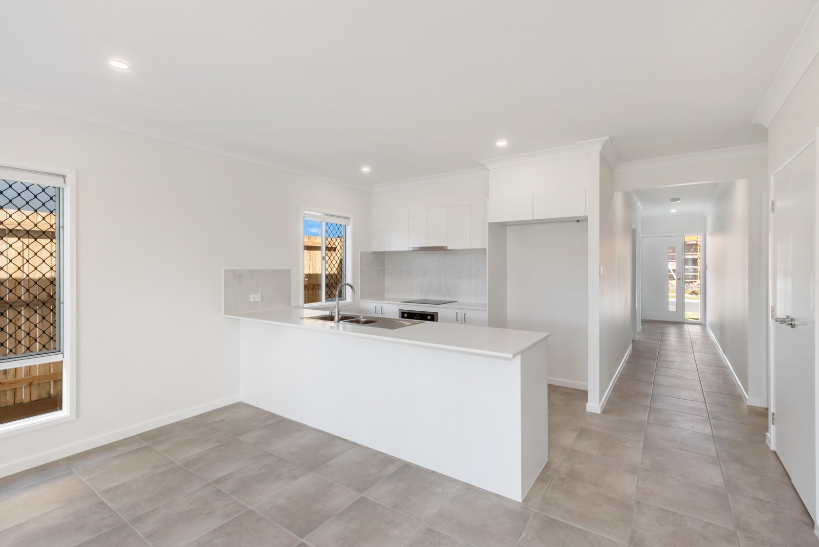 6 Lynd Road, South Maclean, QLD 4280