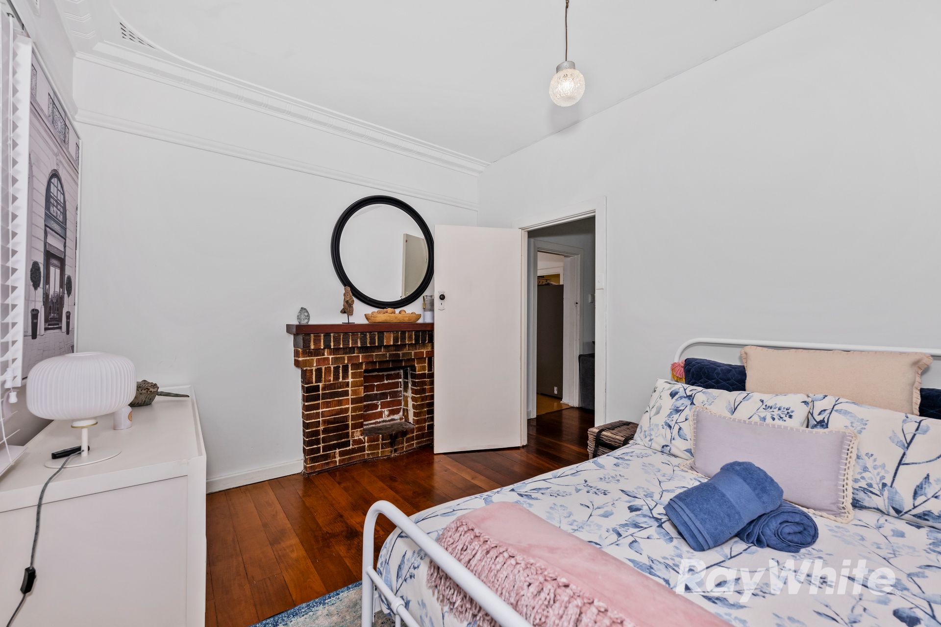 150 Kent Street — photo 8 of 13
