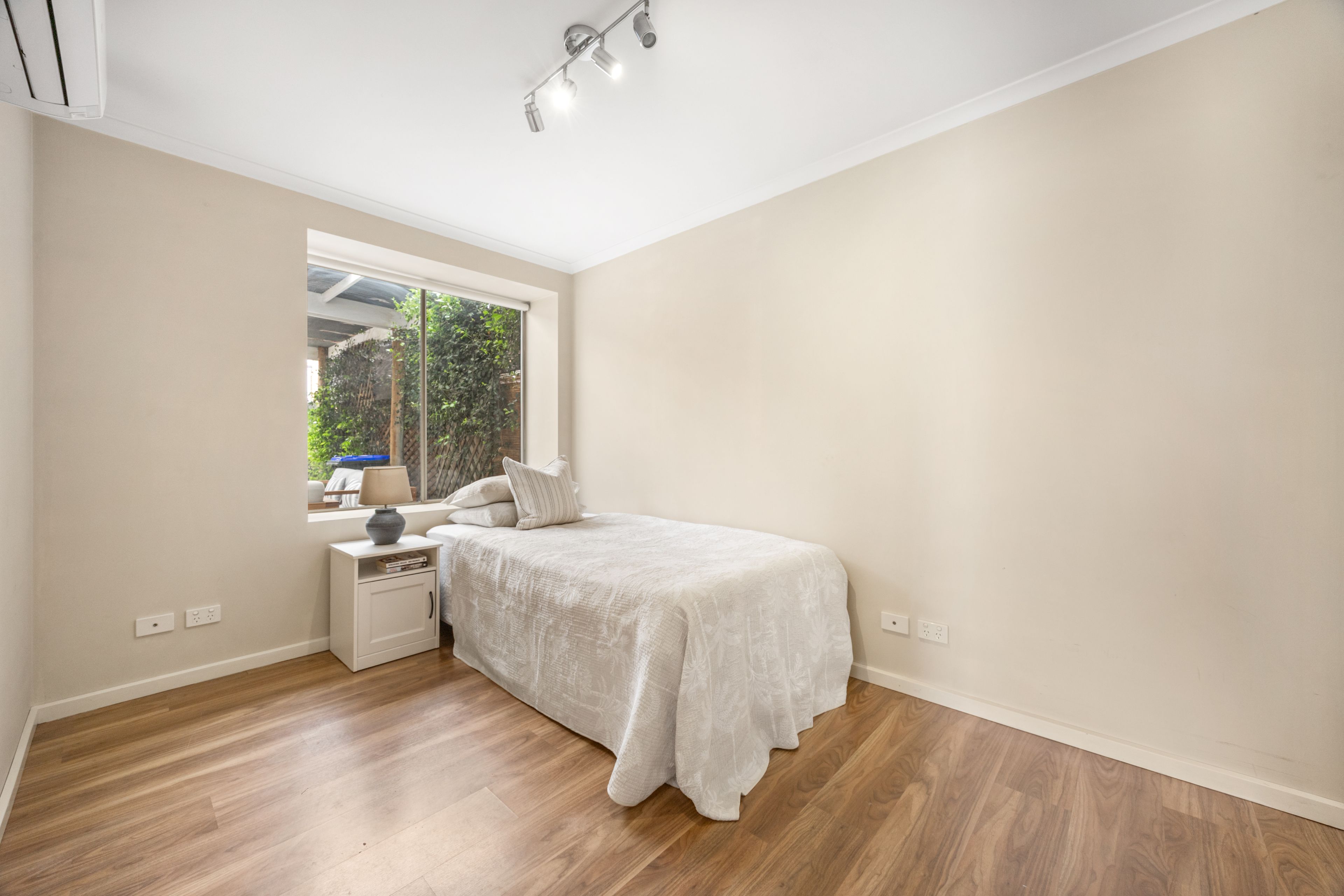 37 Drake Avenue — photo 19 of 23