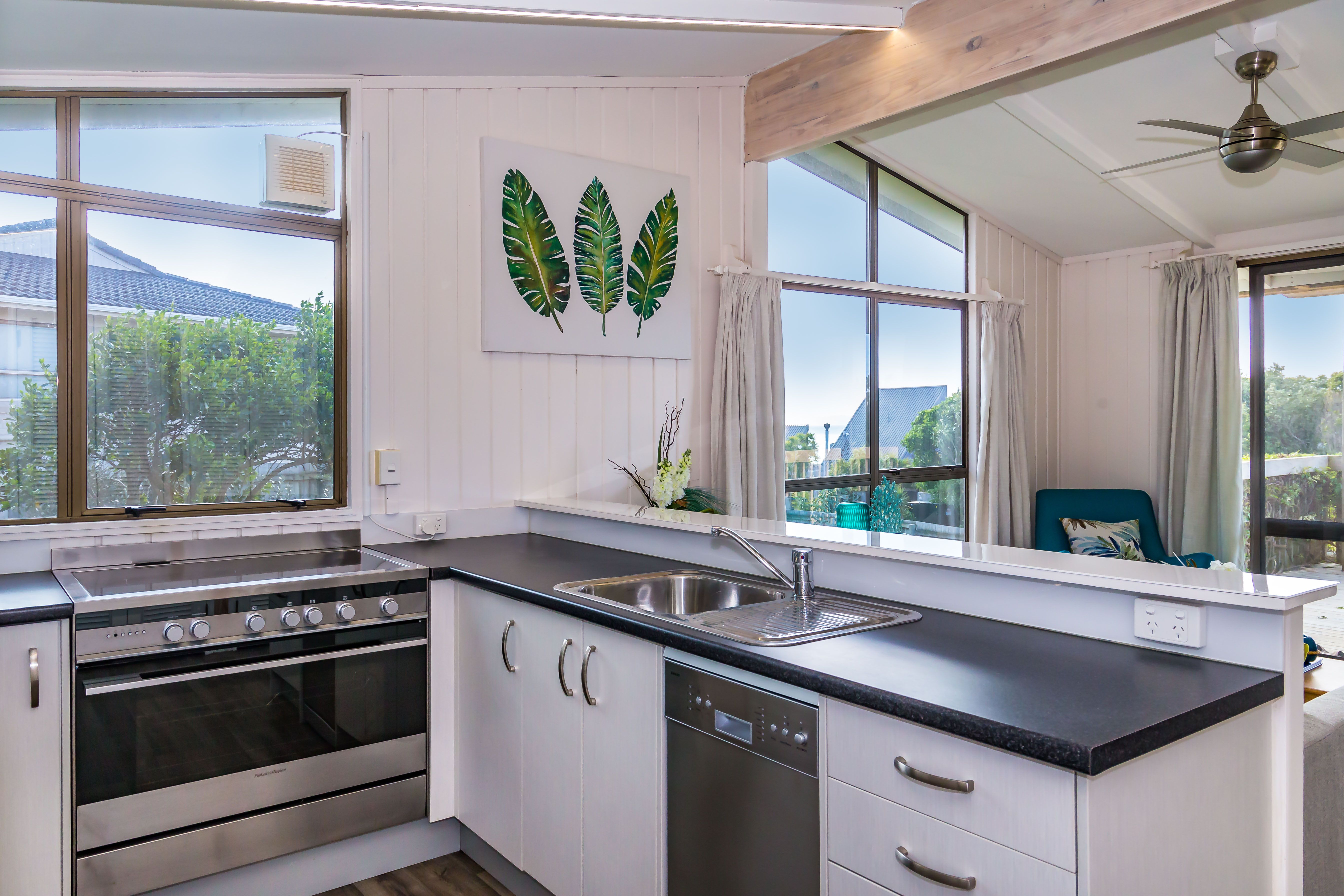 69 Pacific Parade, Army Bay, Rodney