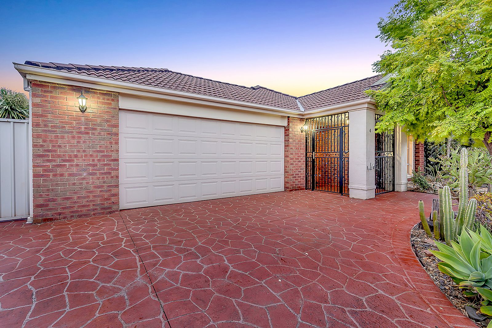 4 Elmwood Place, Craigieburn, VIC 3064