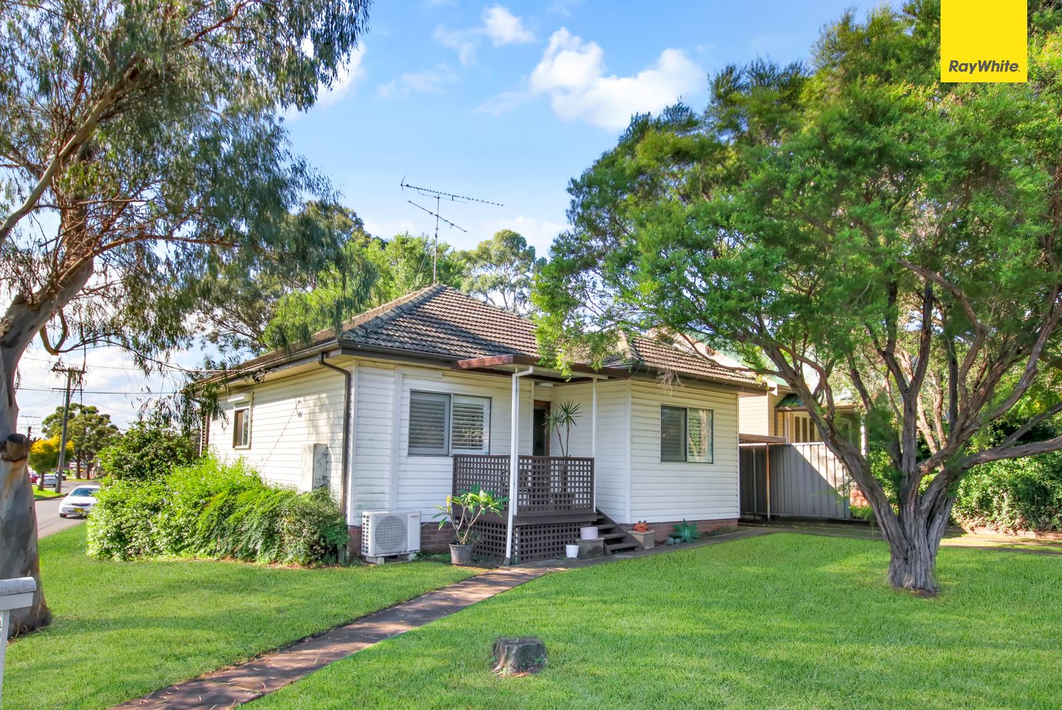 30 Devereux Street, Warracknabeal VIC 3393
