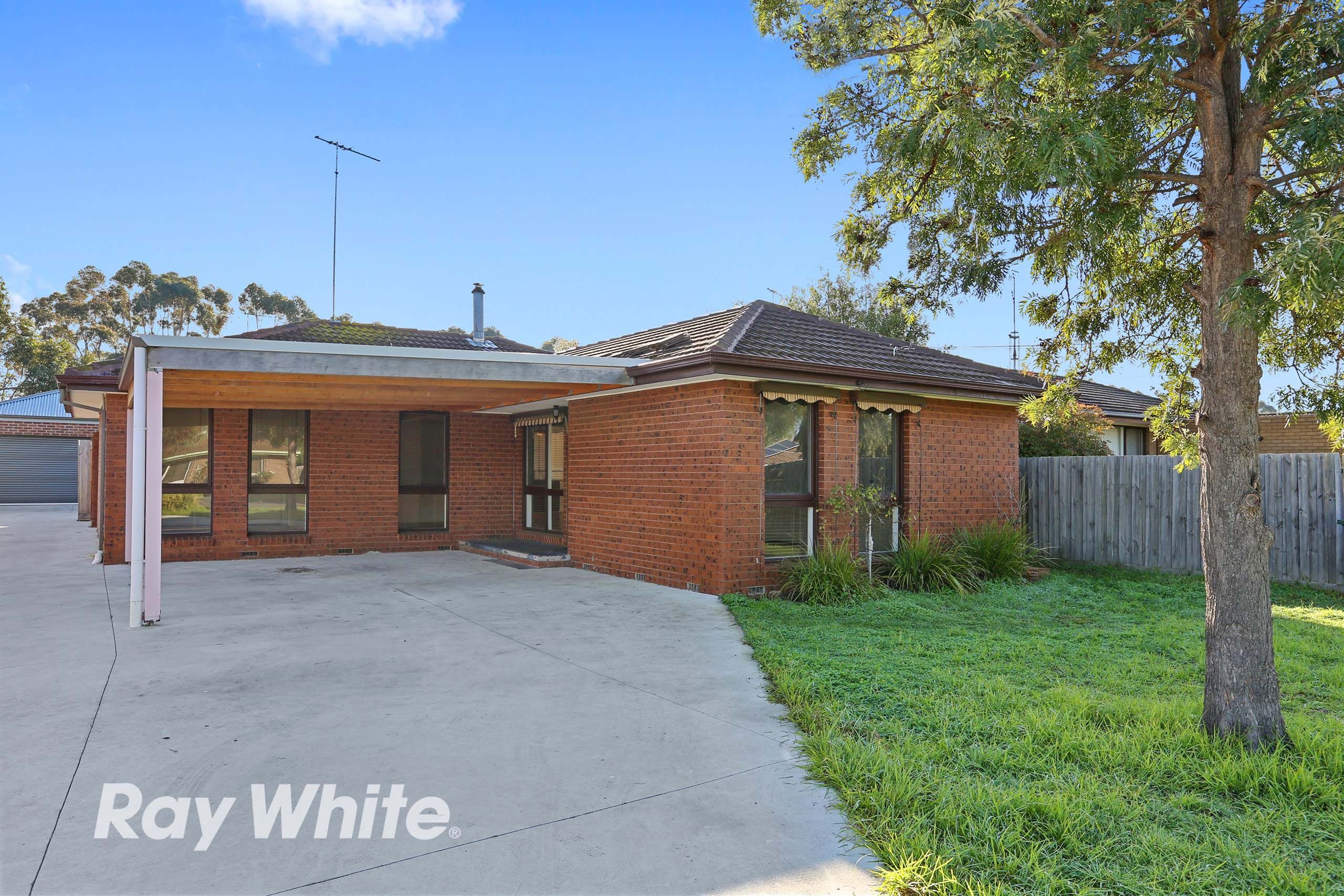 70 Smeaton Close, Lara VIC 3212