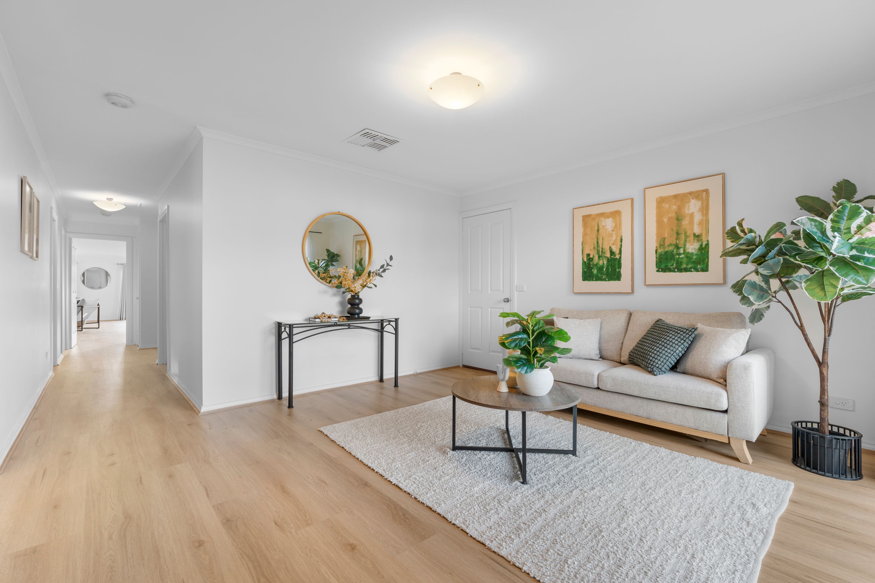 33 Rolain Avenue, South Morang, VIC 3752