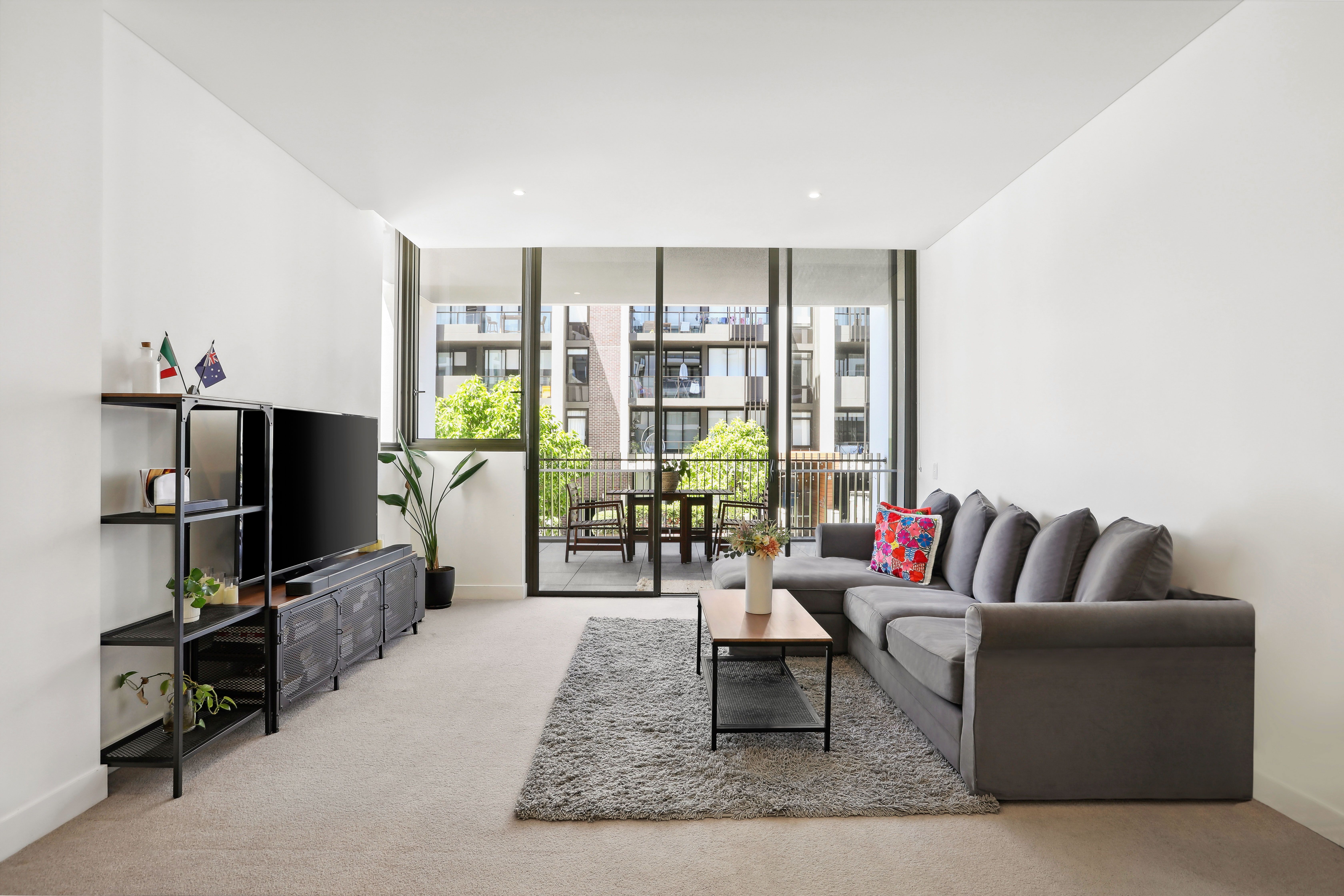 202/17 Grattan Close, Forest Lodge, NSW 2037