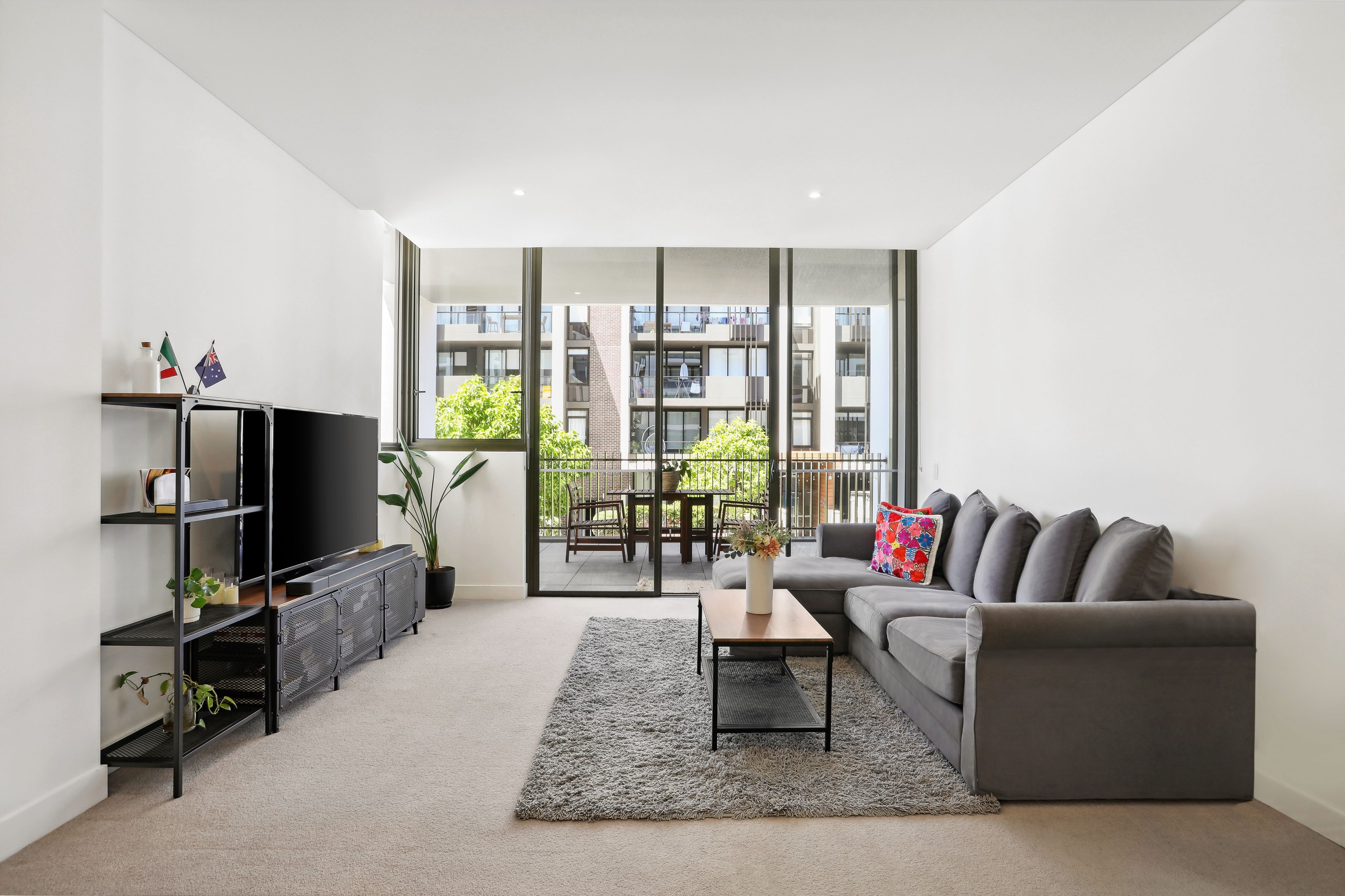 202/17 Grattan Close, Forest Lodge, NSW 2037