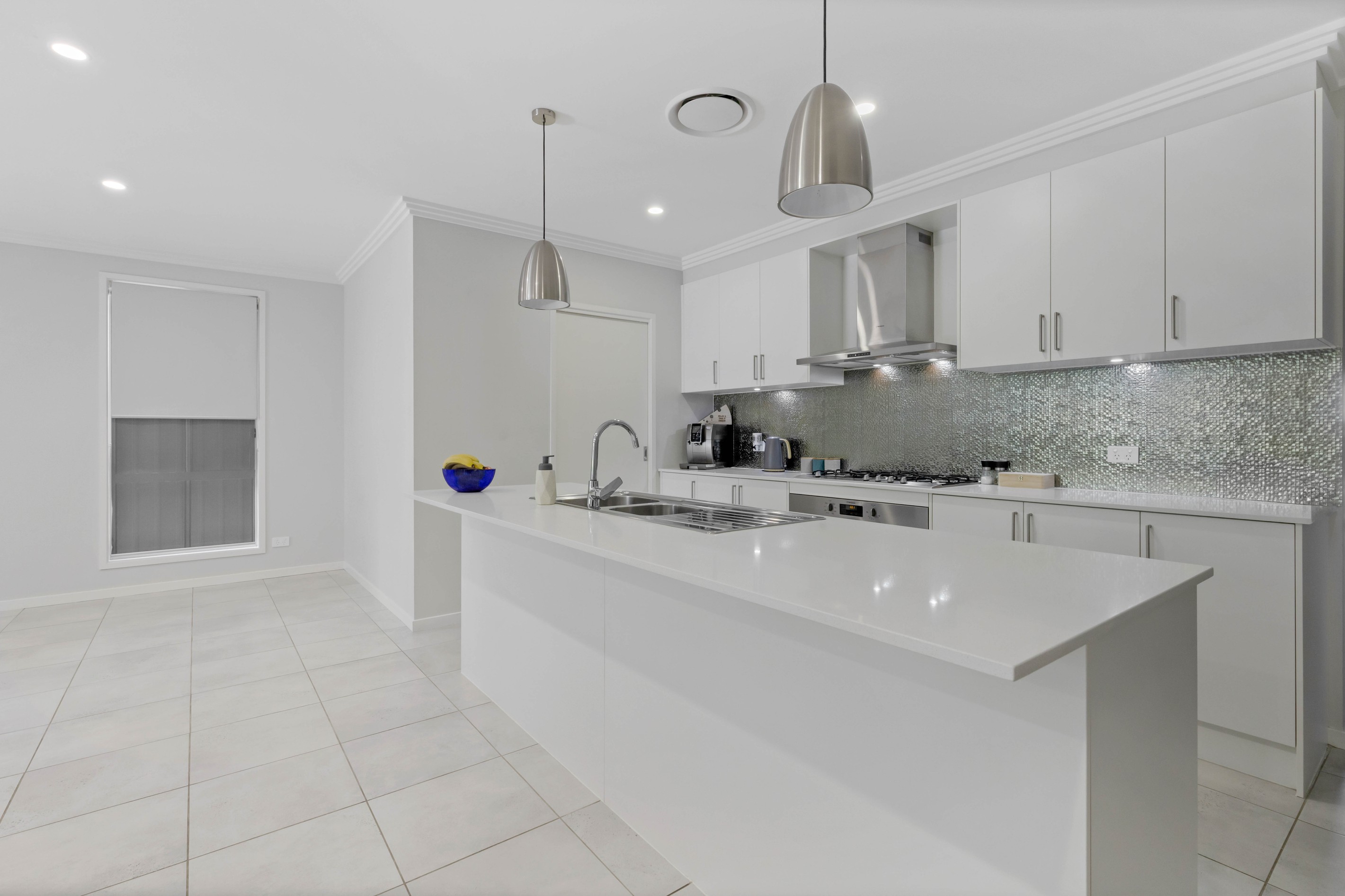 3 & 3a Cerdon Place, JORDAN SPRINGS, NSW 2747