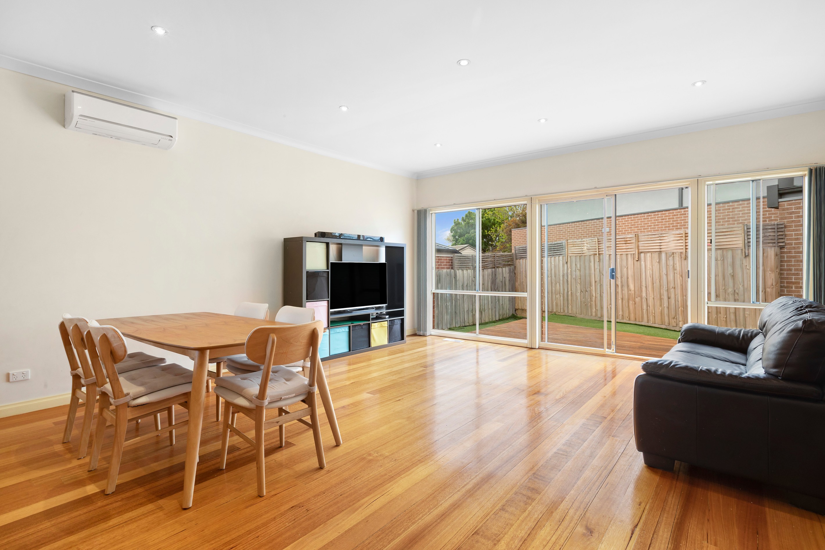 2/36 Jindabyne Avenue, Chadstone, VIC 3148