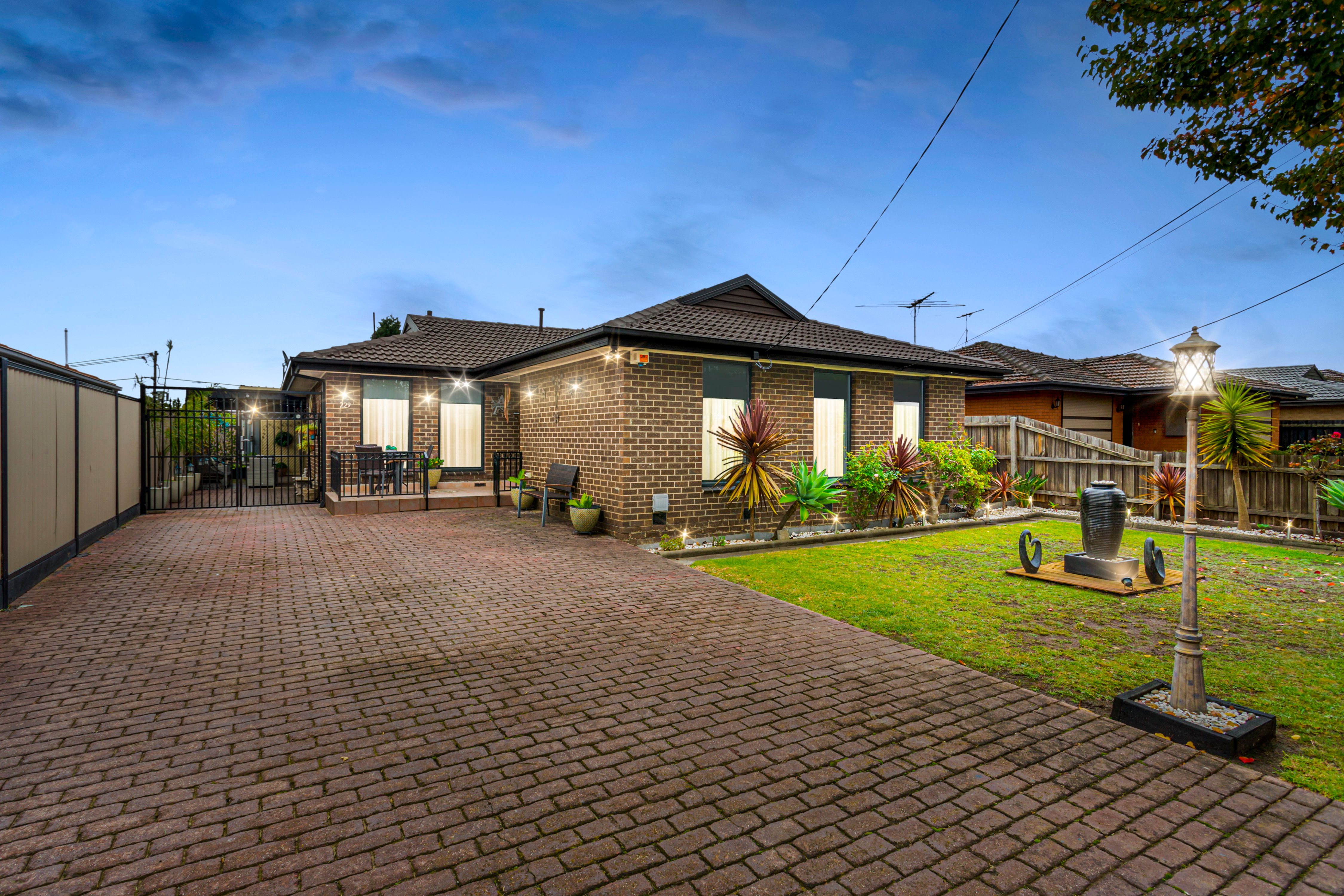 229 Dalton Road, Lalor VIC 3075