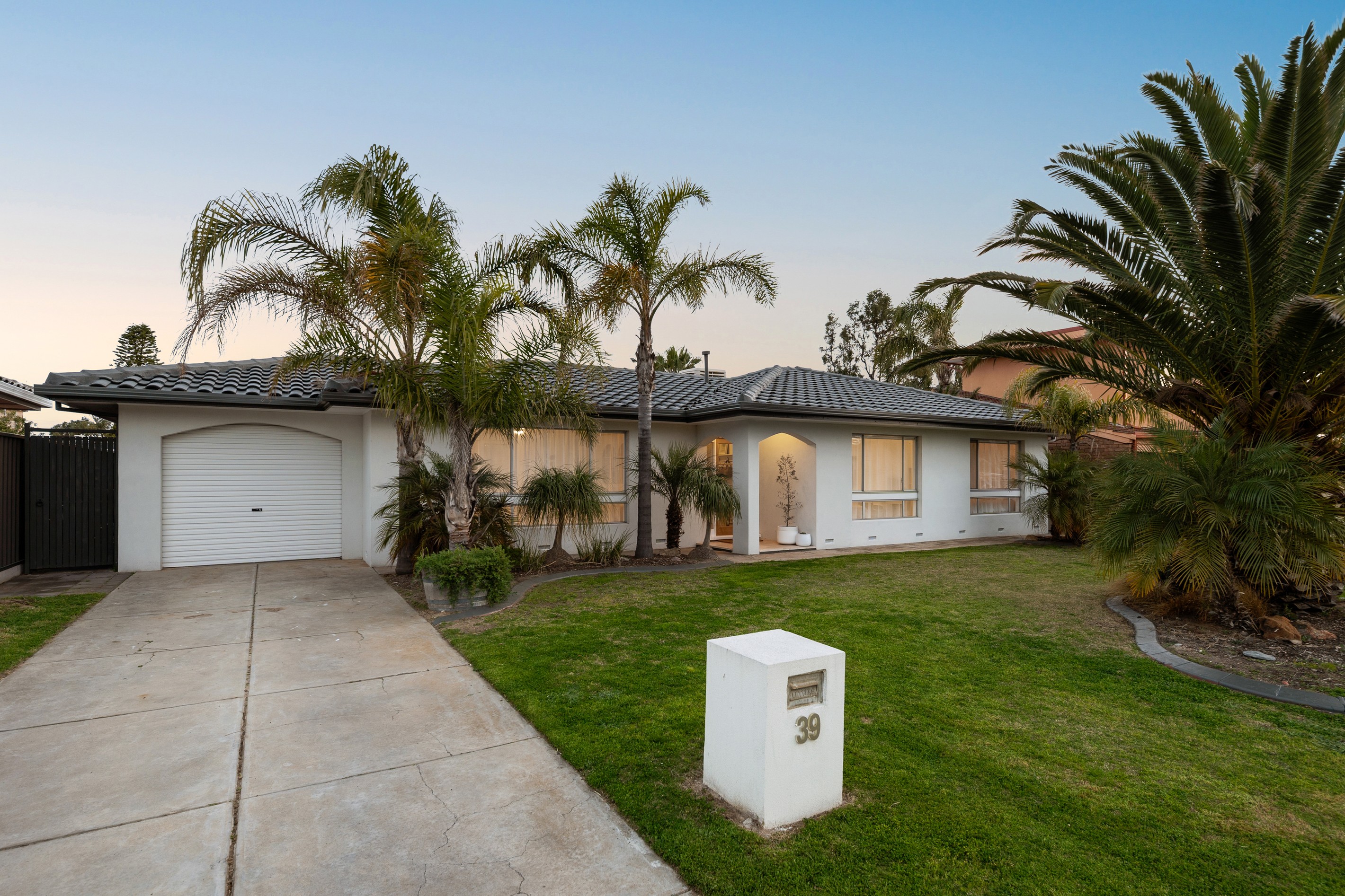 39 Brooklyn Terrace, North Haven, SA 5018