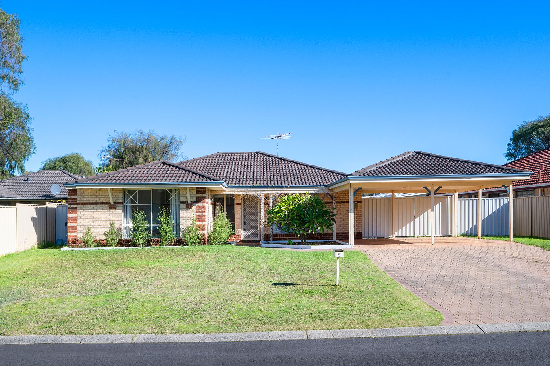 7 Cloisters Cove — photo from Ray White Stocker Preston | Busselton