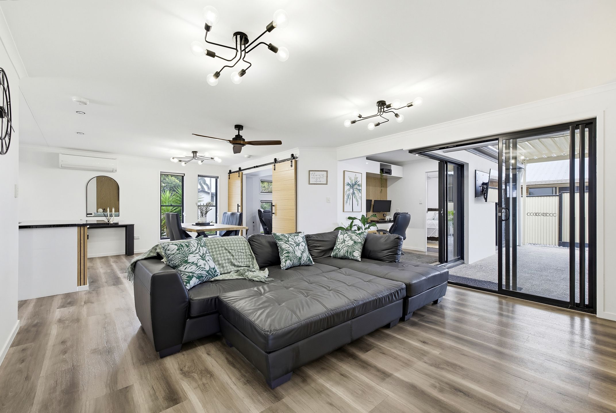86 Baanya Street — photo 8 of 28
