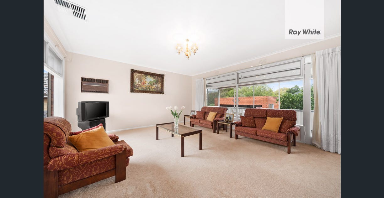 17 Poole Street, Burwood, VIC 3125