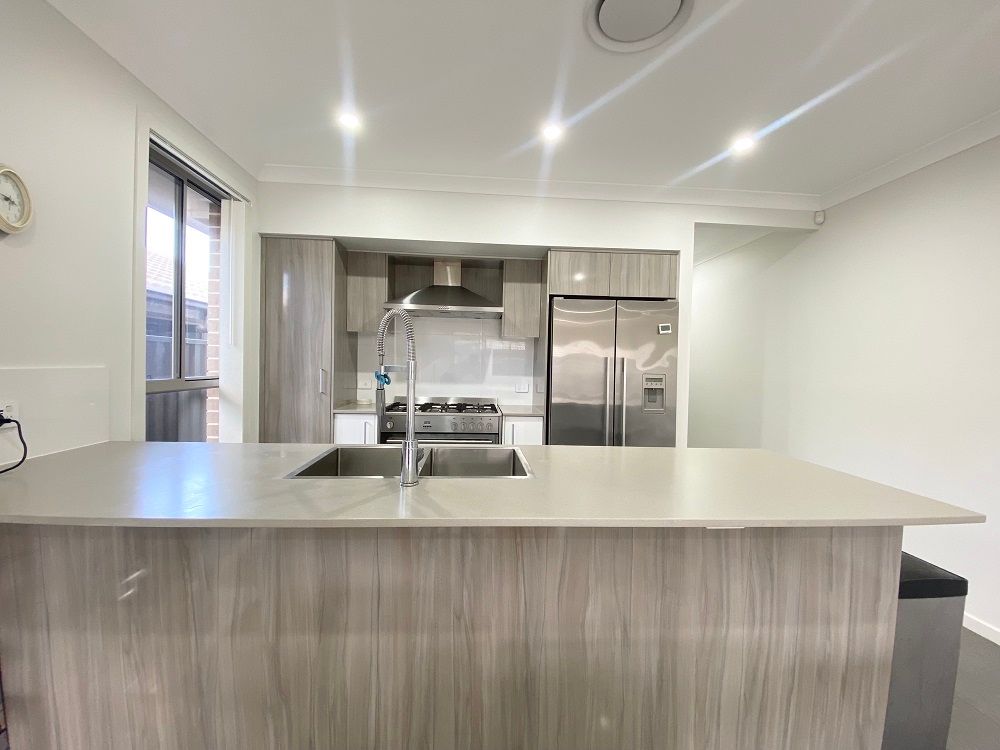 6a Rixon Street, Oran Park, NSW 2570