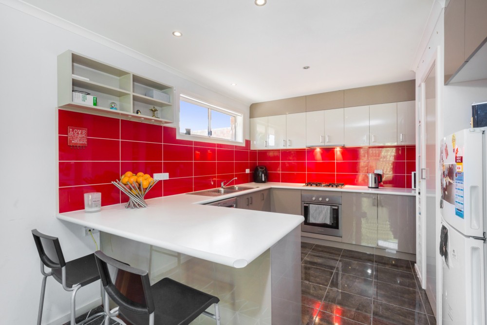 28 Preston Avenue, Endeavour Hills, VIC 3802