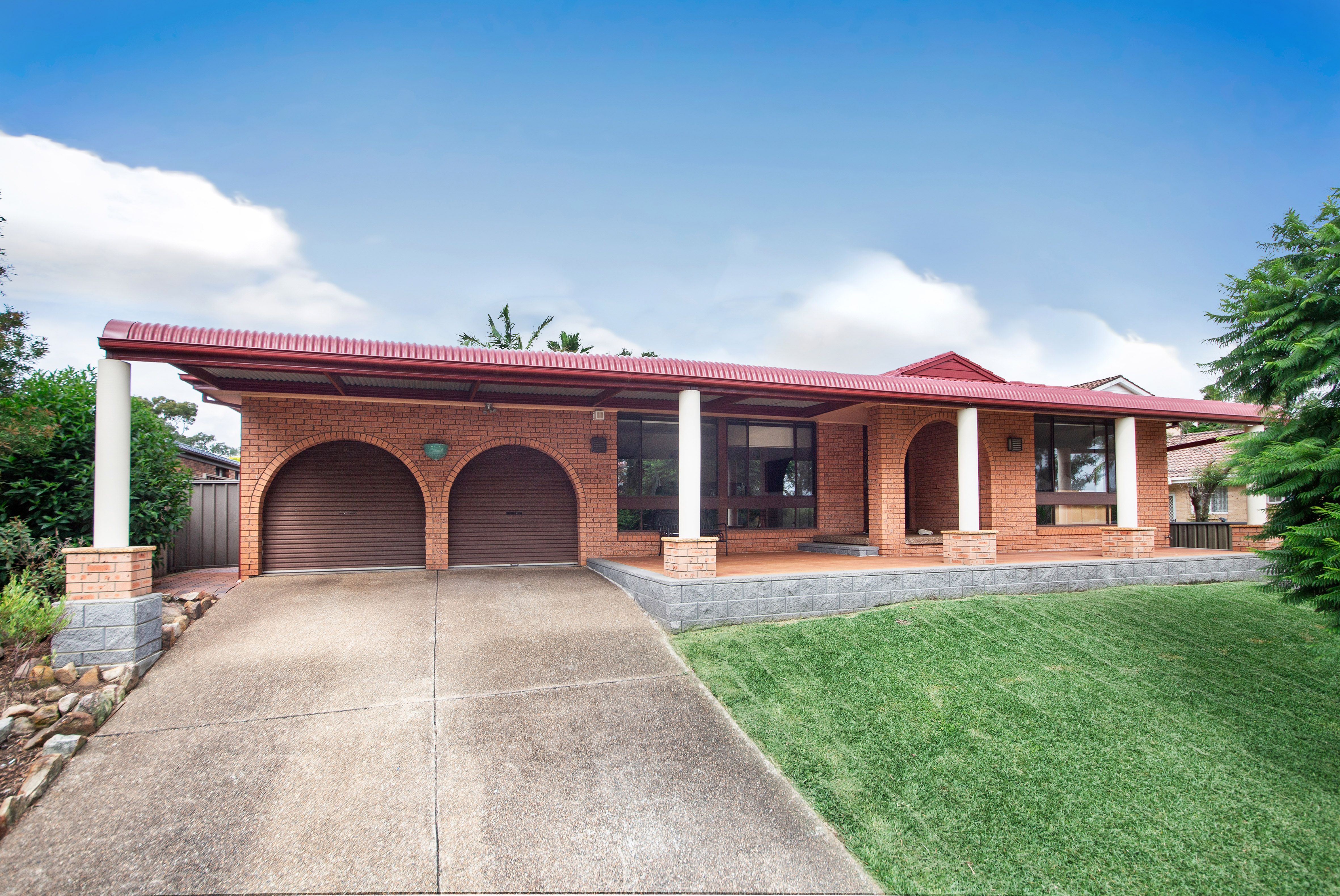 4 Mckenzie Place, Menai NSW 2234