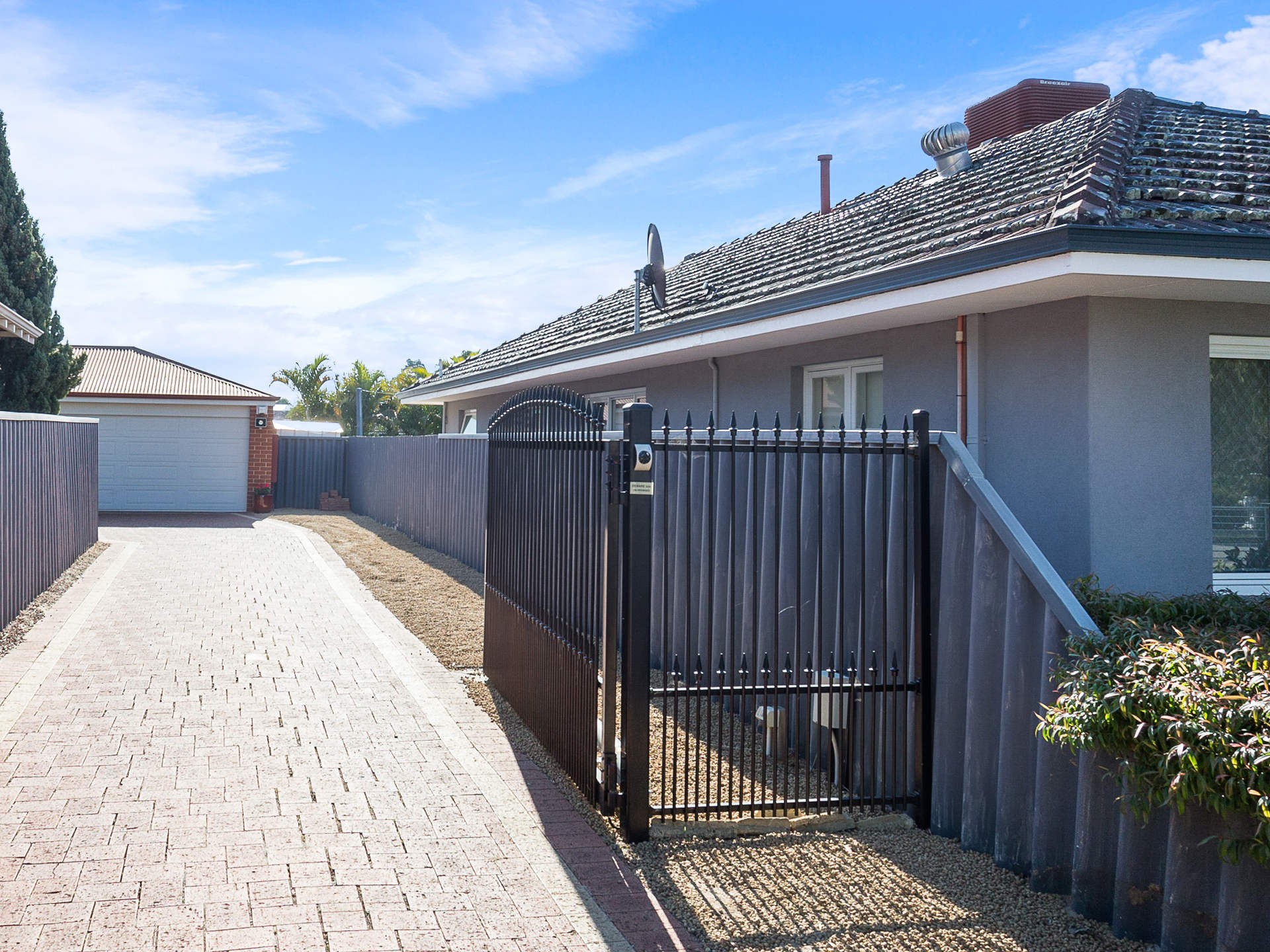 47 Walpole Street, St James, WA 6102