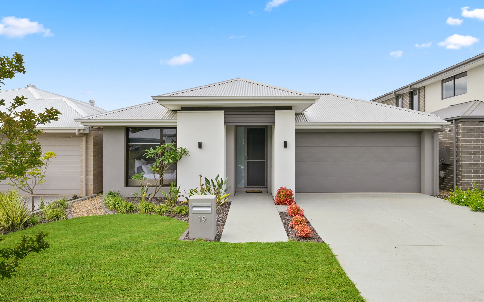 19 Hodgson Street, Oran Park NSW 2570