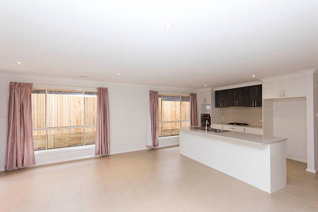 152 Langtree Crescent, Crace, ACT 2911