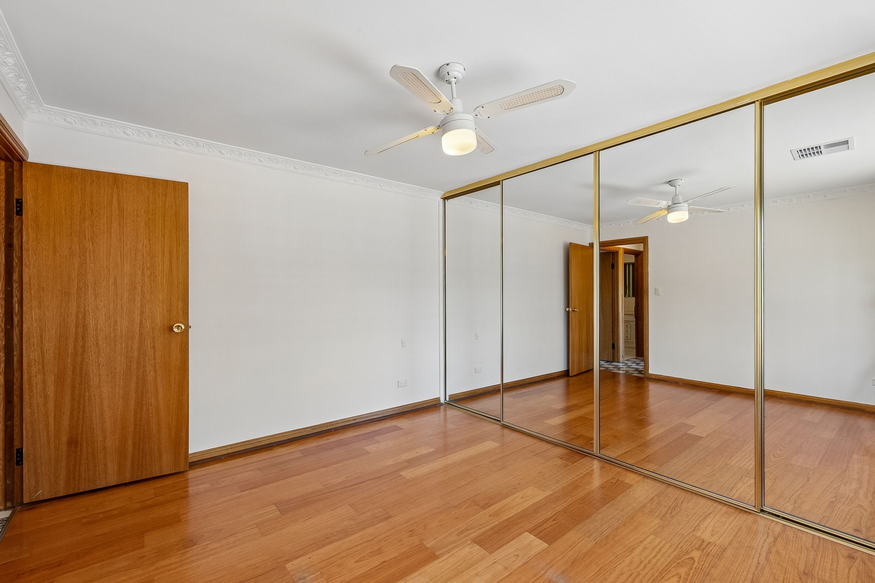 1A Camroc Avenue — photo 8 of 11