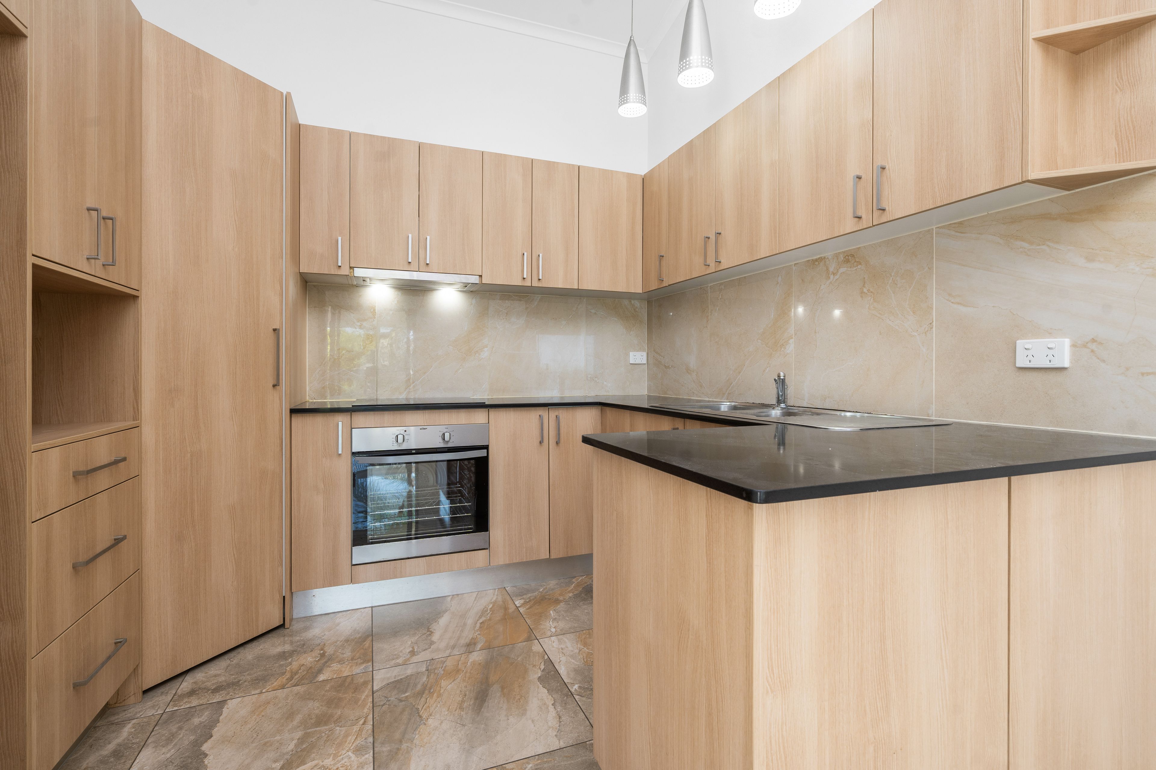 11/401 Trower Road — photo 3 of 14