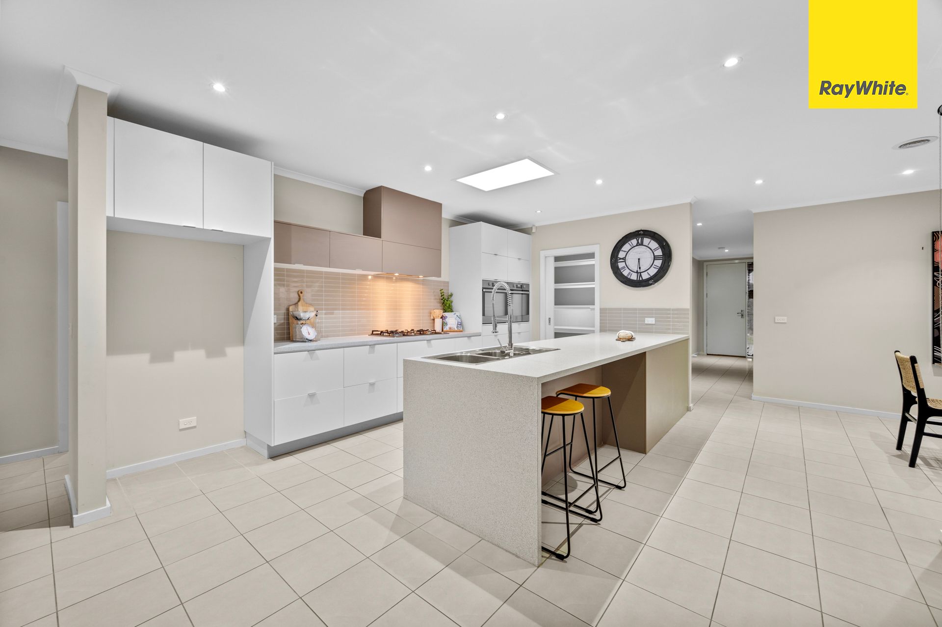 52 Christina Crescent, Kurunjang, VIC 3337