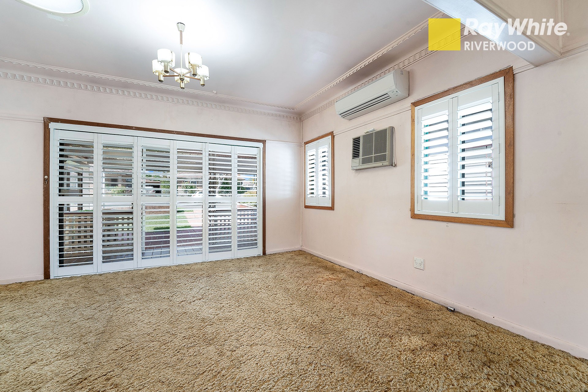 74 Hannans Road, Riverwood, NSW 2210