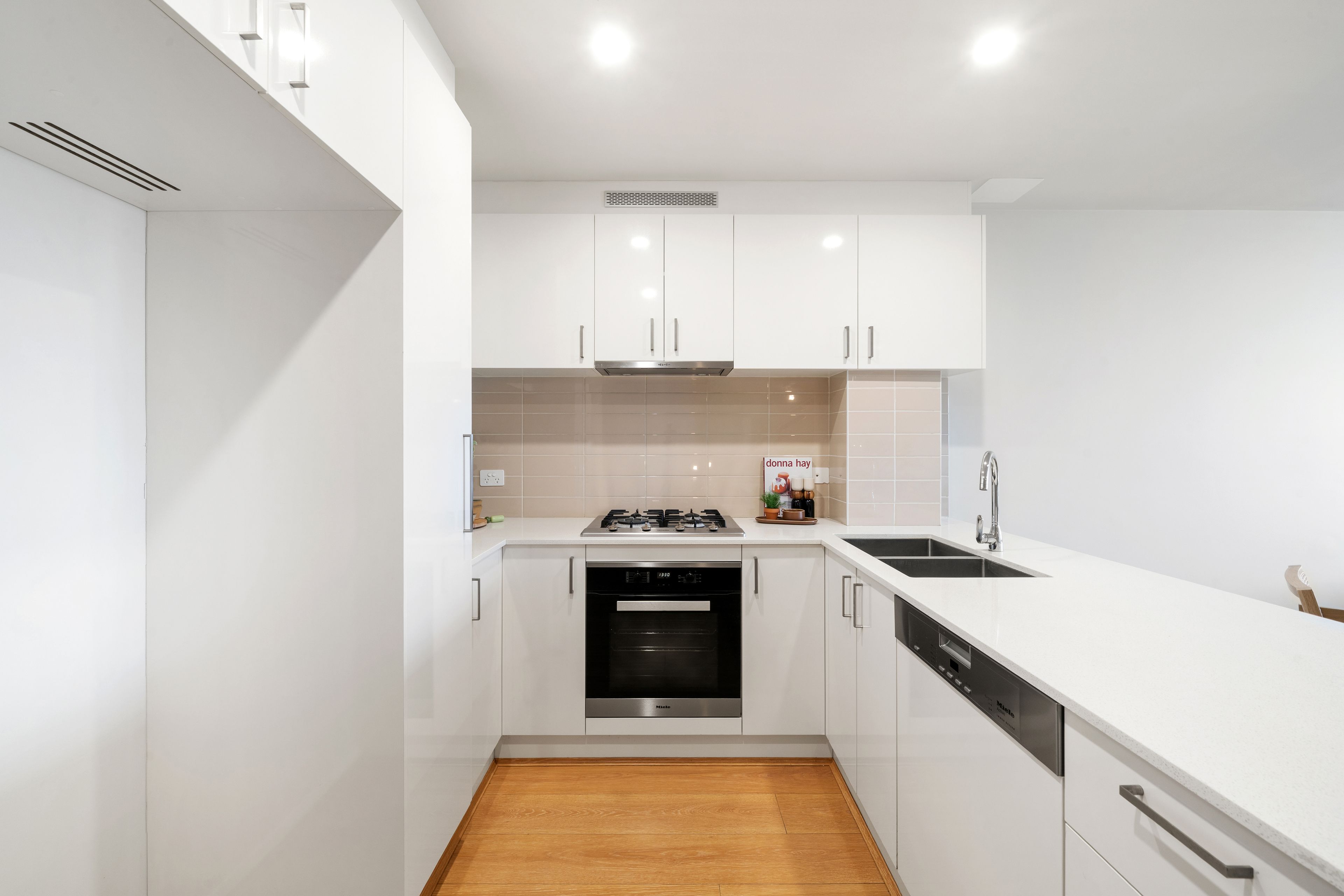 27/90 John Gorton Drive — photo 3 of 30
