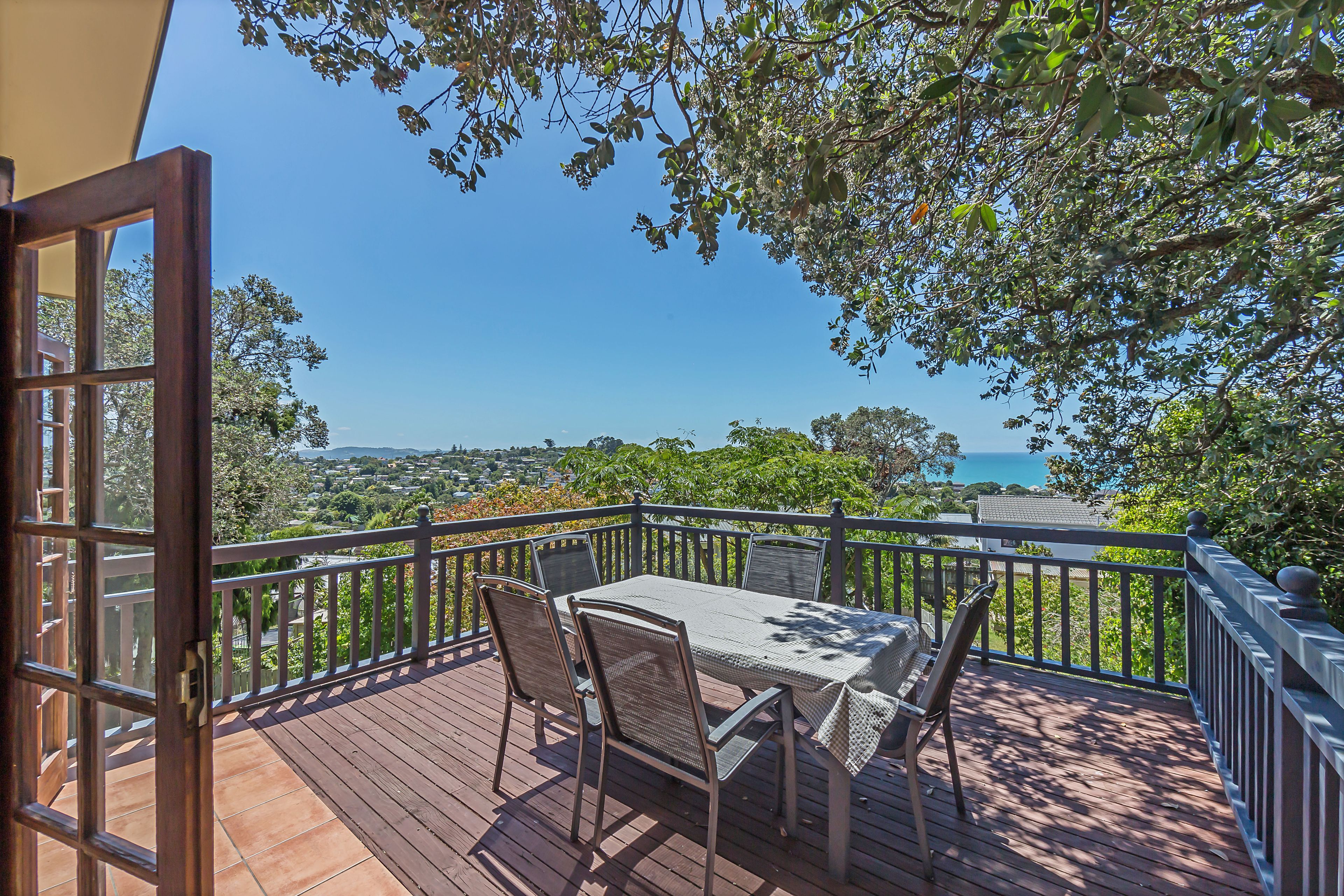456 Whangaparaoa Road, Stanmore Bay, Rodney