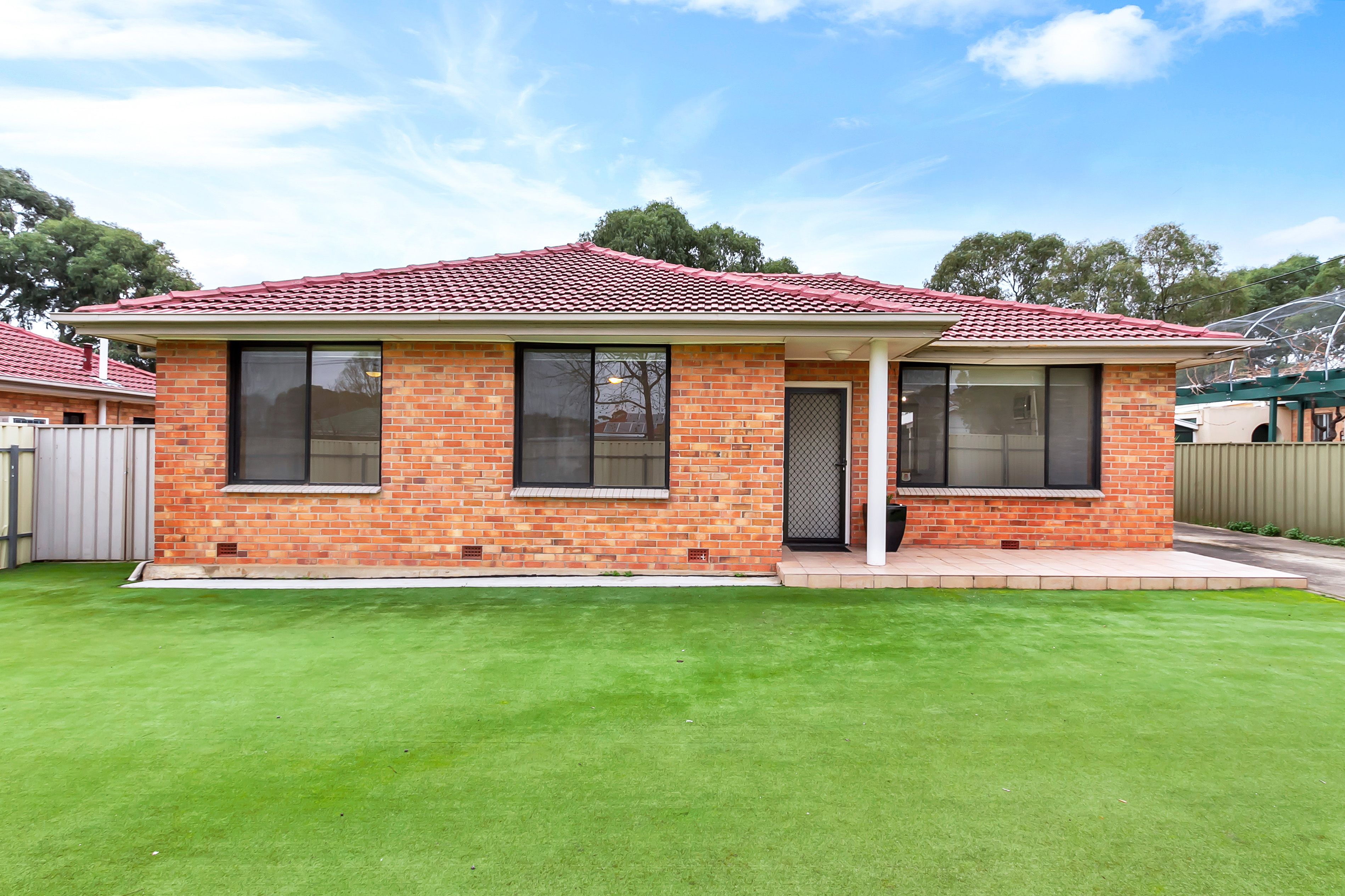 24 Glenere Drive, Modbury, SA 5092