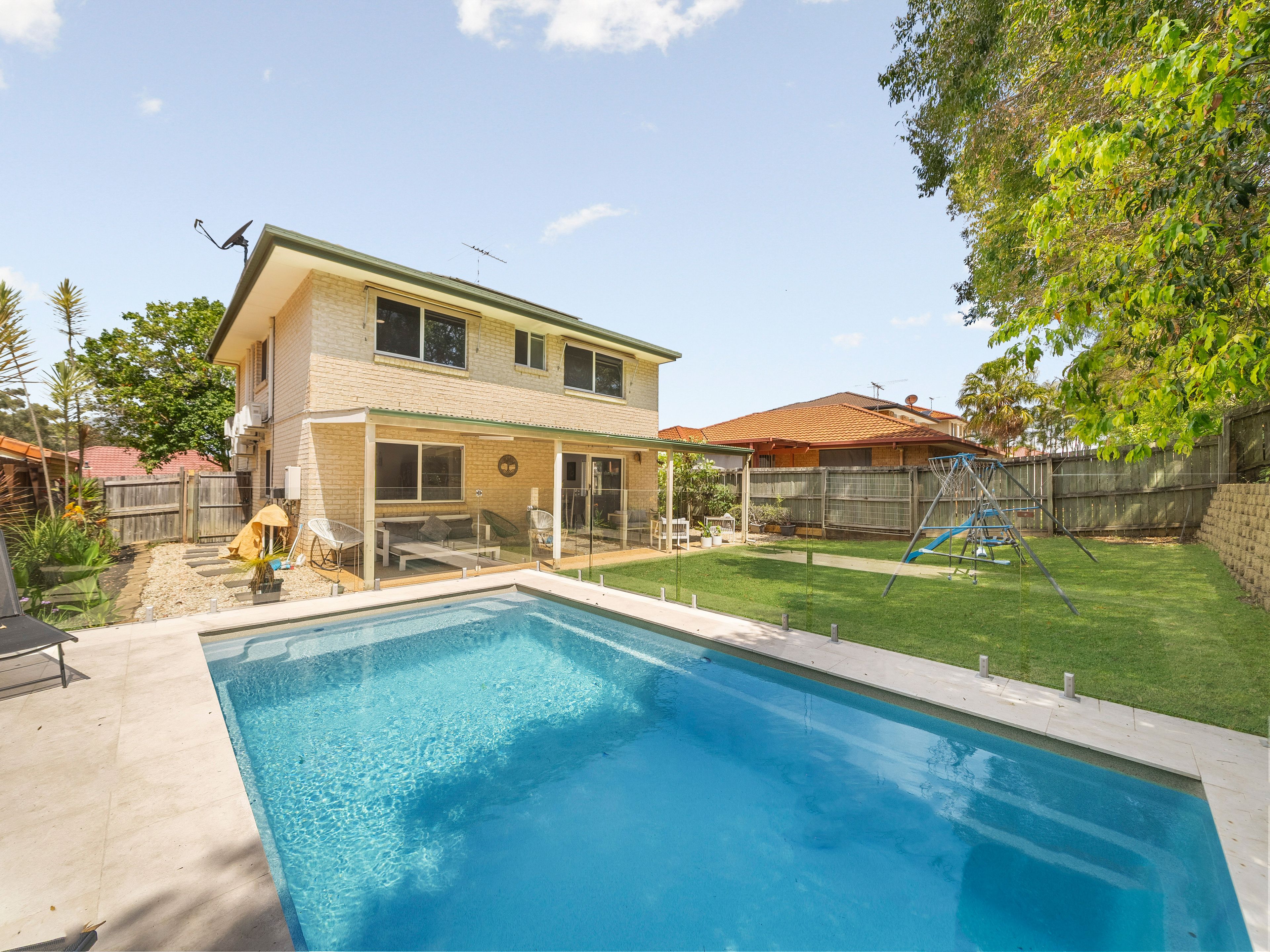 16 Esk Place, Kallangur QLD 4503