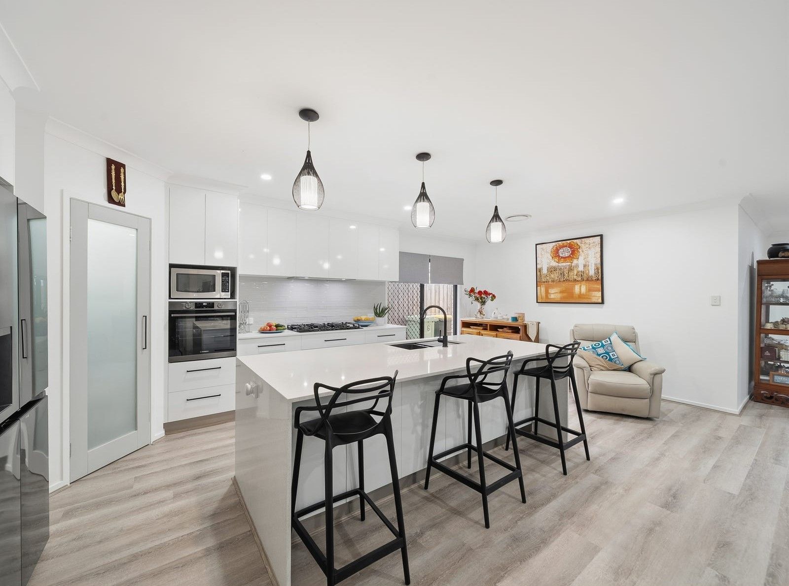 6 Williams Crescent — photo 5 of 25