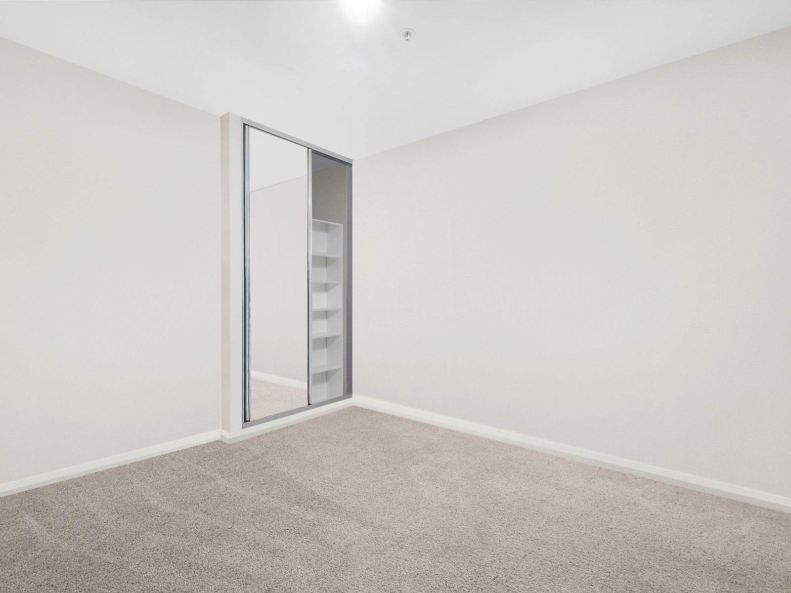 247/325 Anketell Street — photo 4 of 8