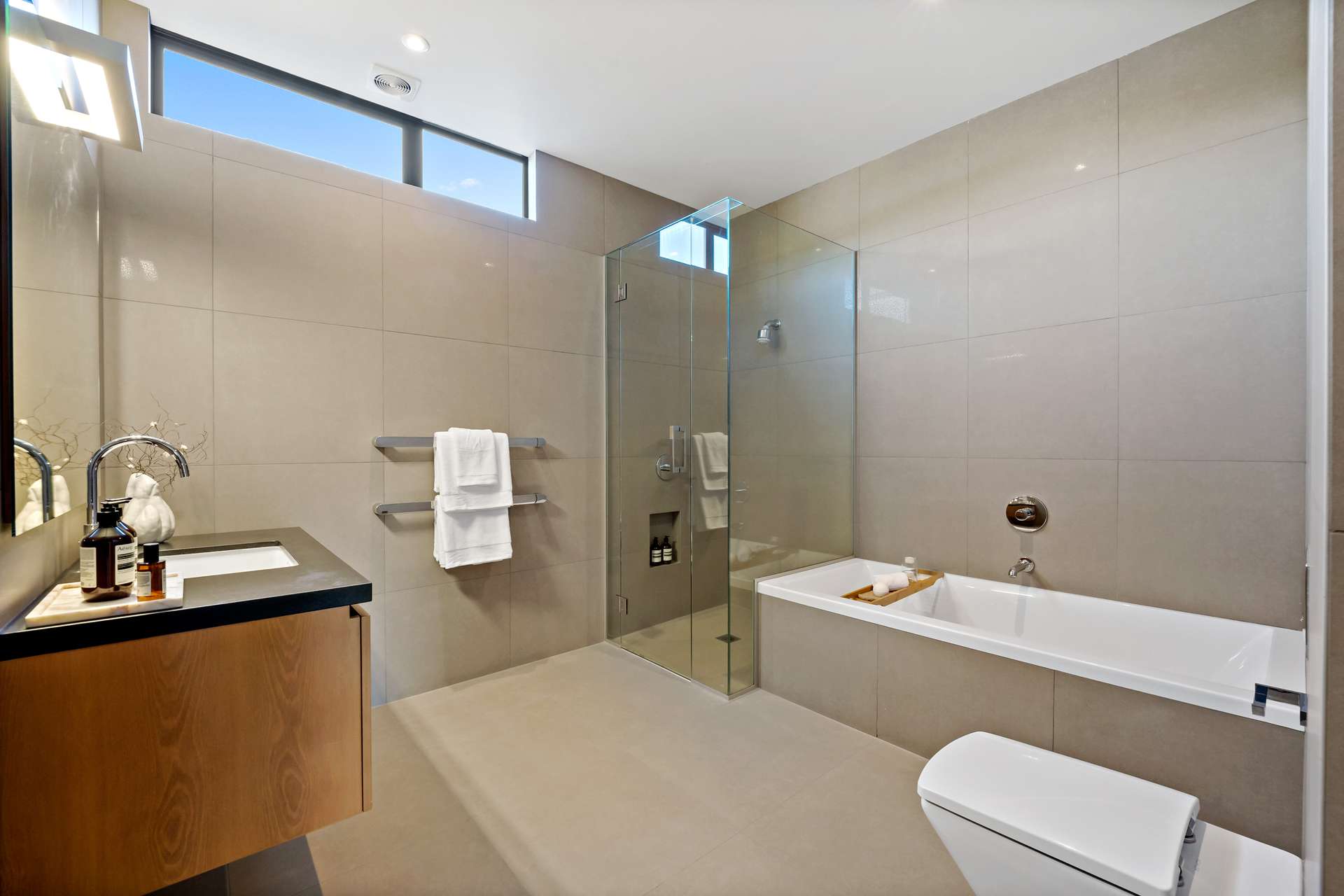10 Springcombe Road photo 23