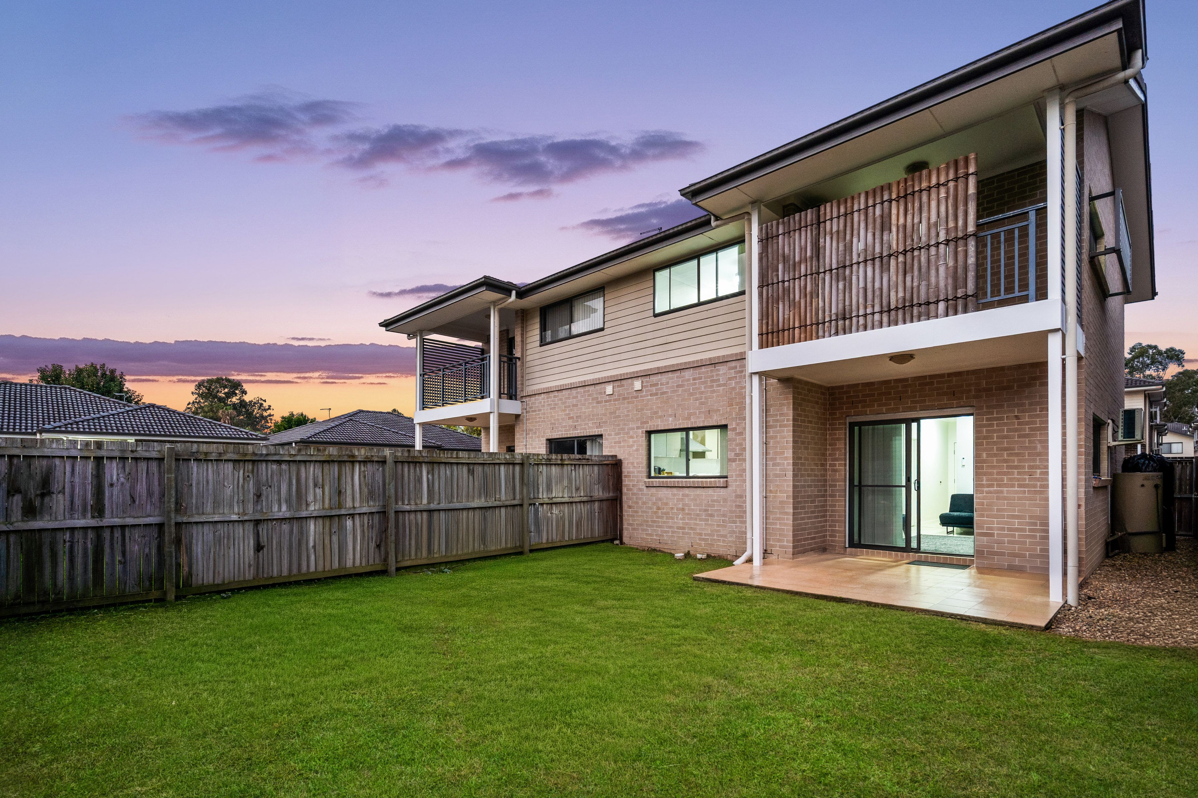 16/17 Norah Street, Crestmead, QLD 4132