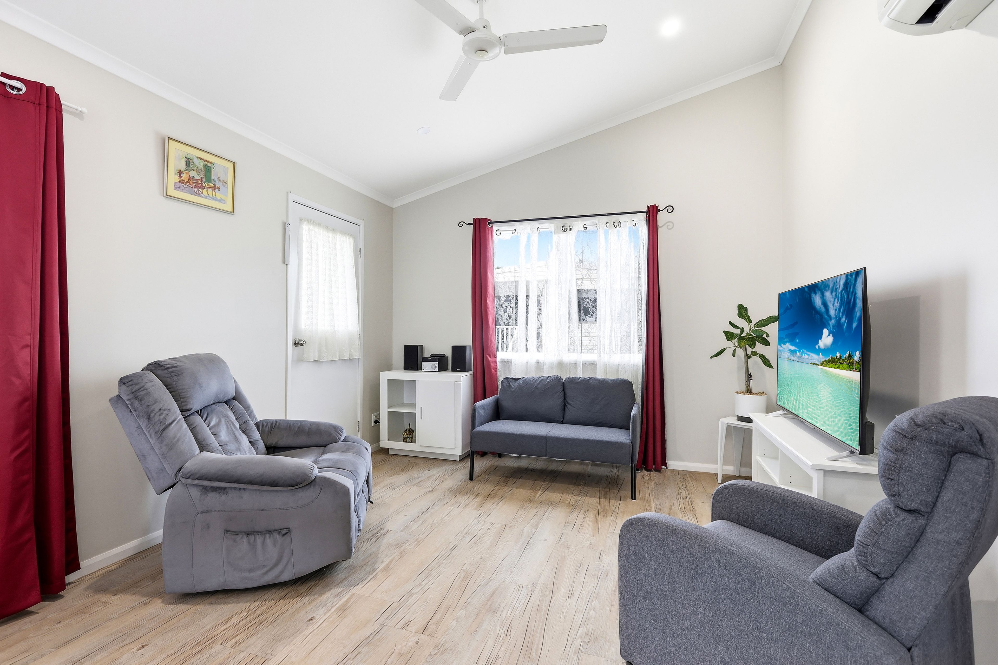 115/140 Hollinsworth Road — photo 4 of 13