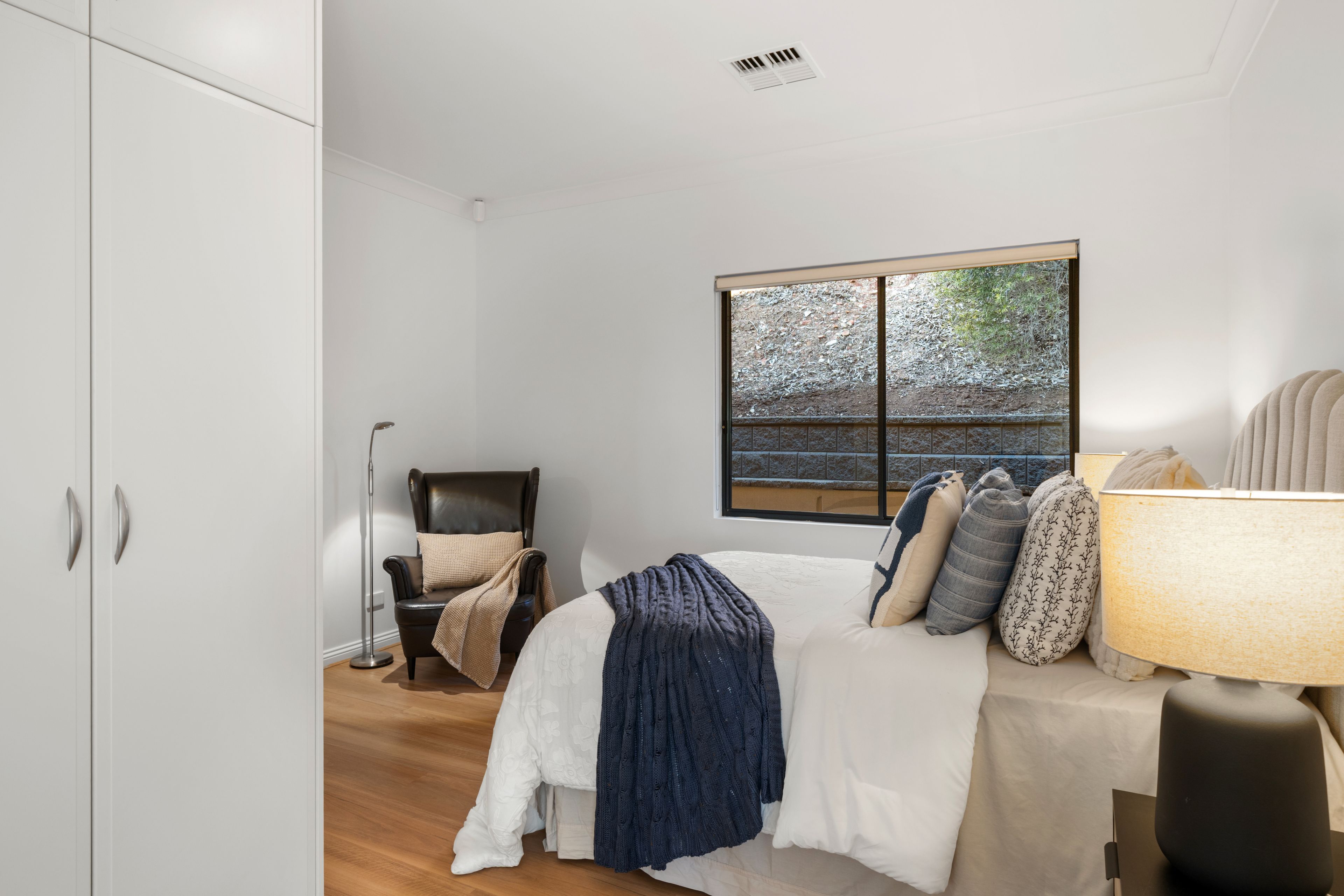 17 Coach-house Drive — photo 13 of 30