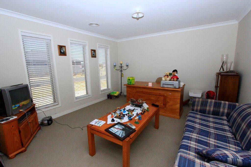 20 Grenache Drive, Waurn Ponds, VIC 3216