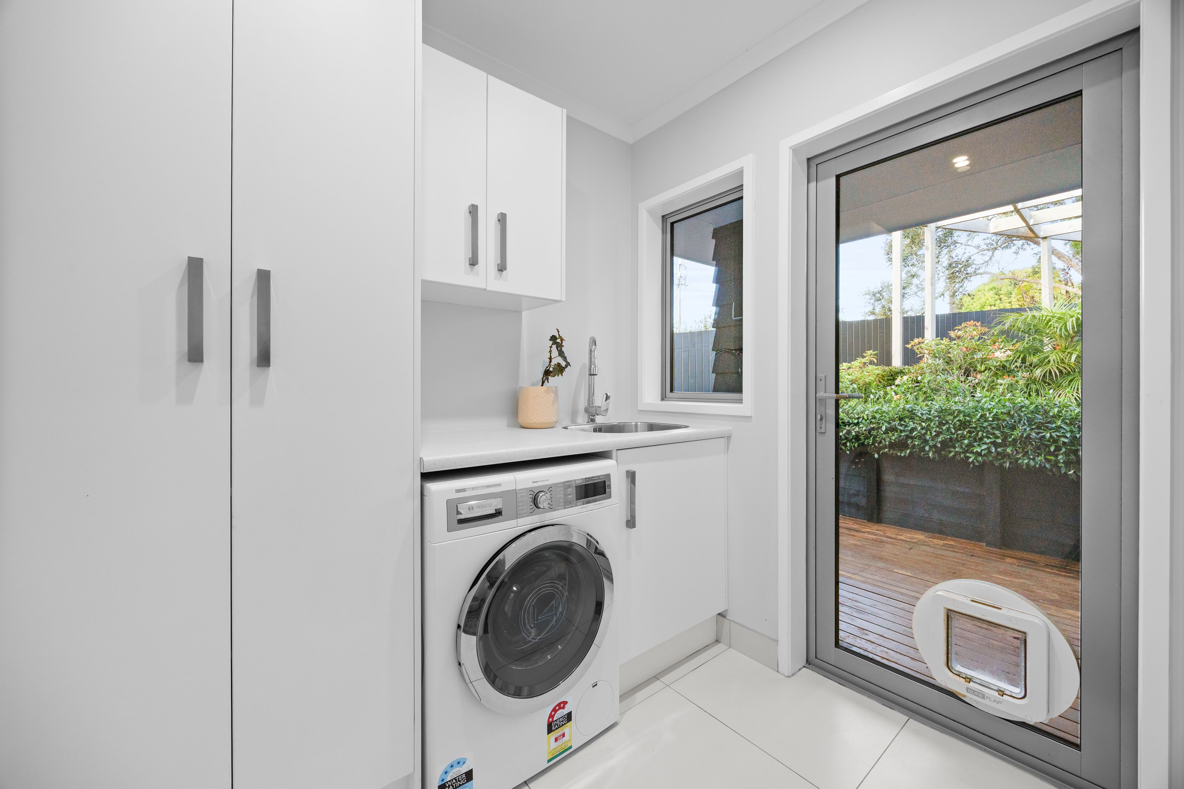 101 Waitakere Road, Waitakere, Waitakere City