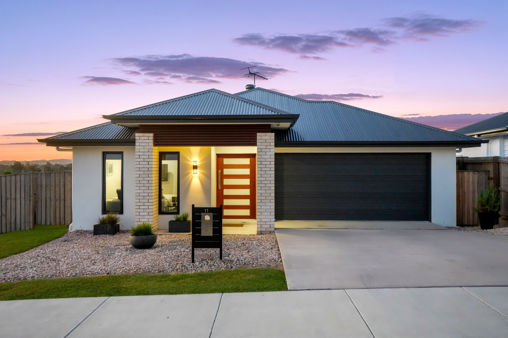 11 Frankel Road — photo from Ray White Rural Beaudesert