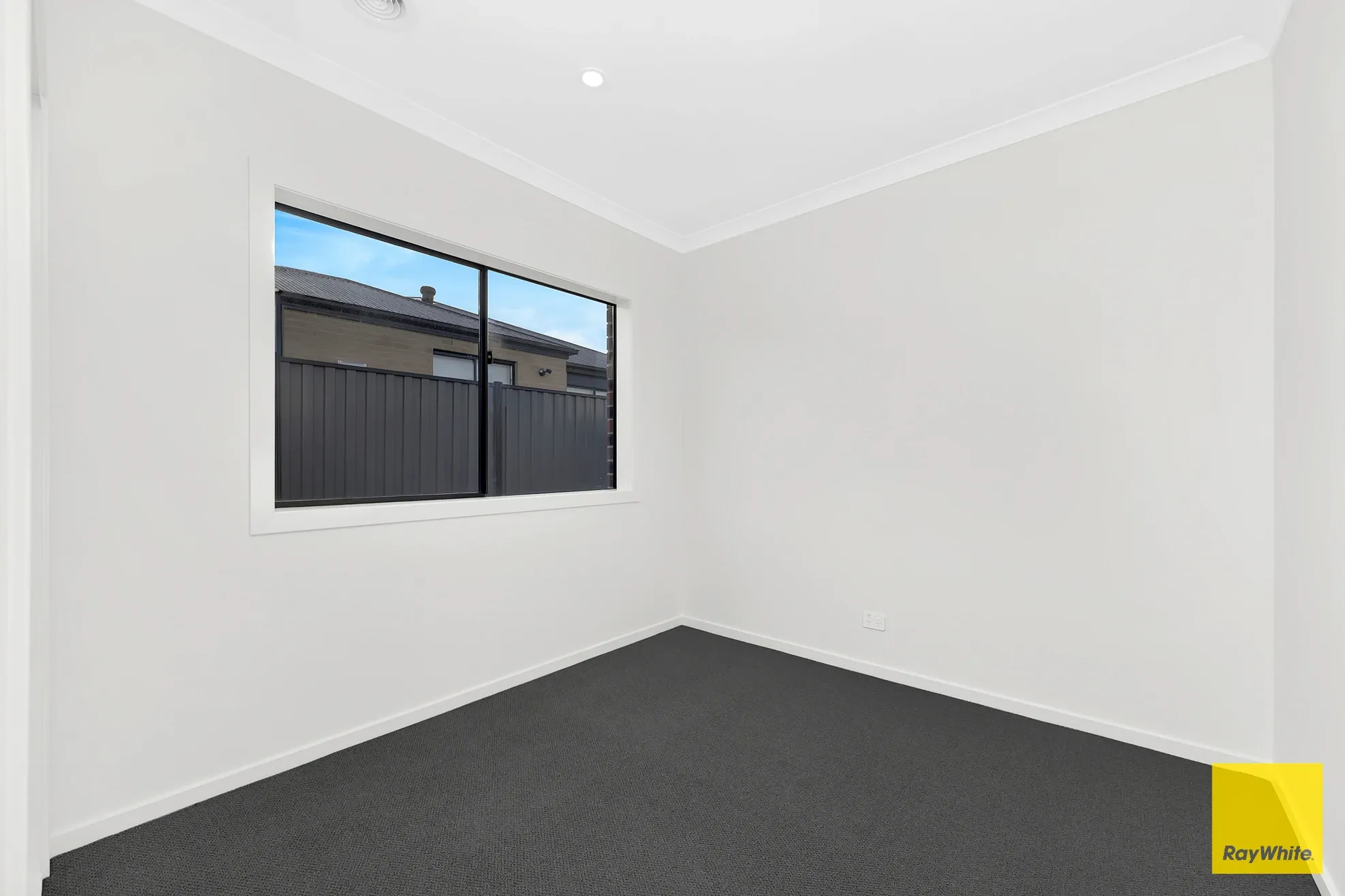 23 Hallray Road — photo 12 of 14