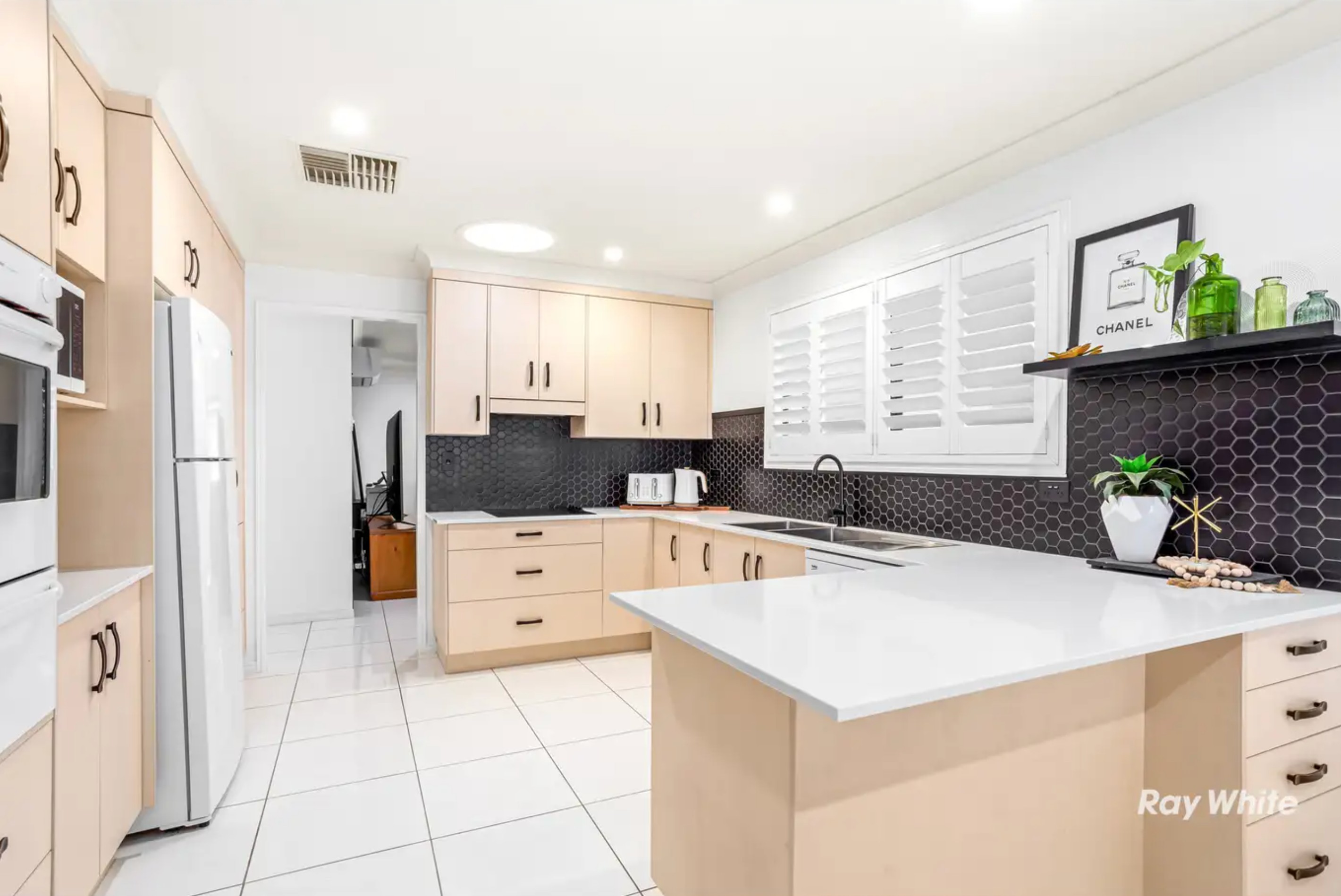 207 Schmidt Street, Frenchville, QLD 4701