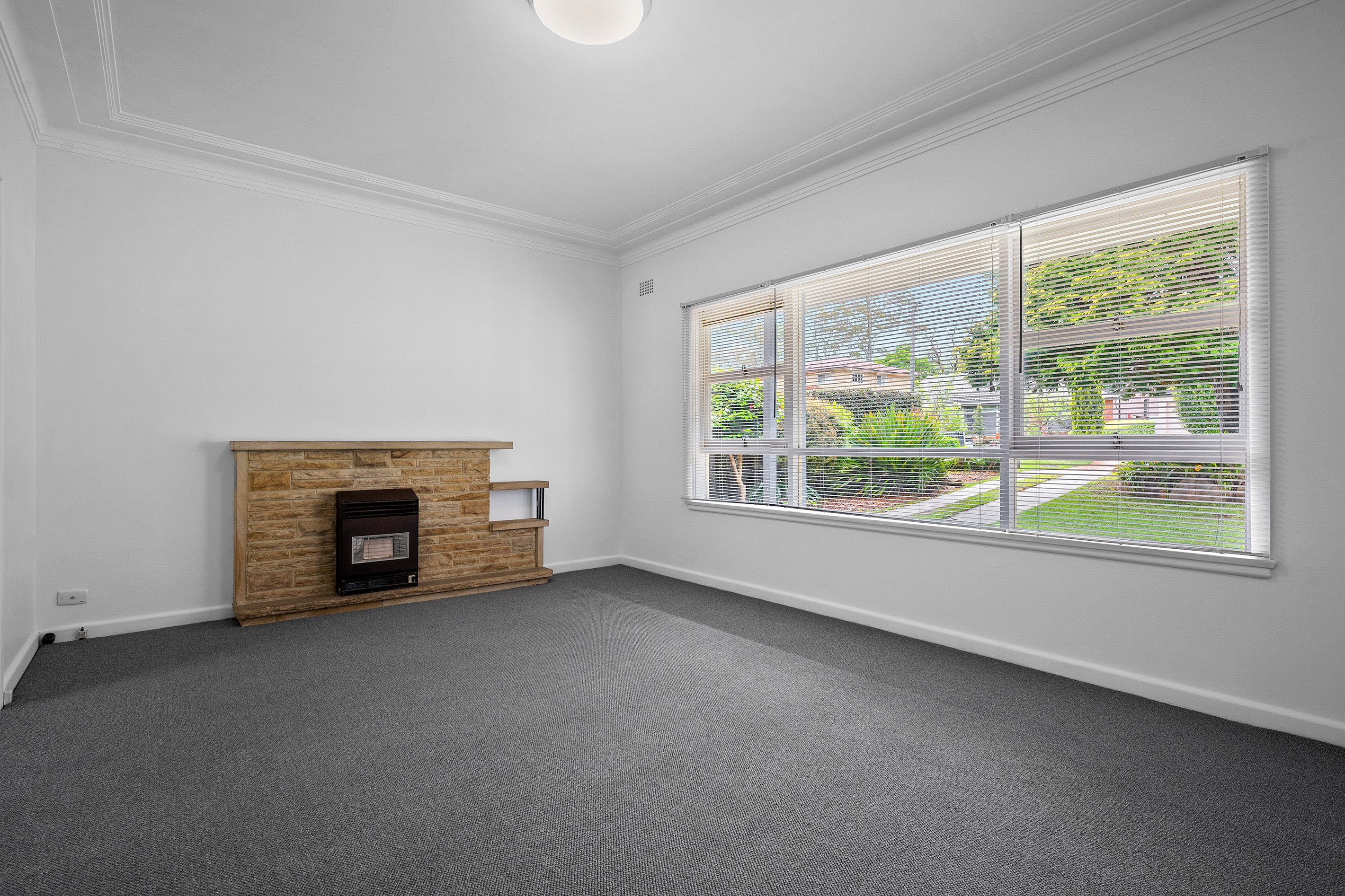 25 Bishop Avenue, West Pennant Hills, NSW 2125