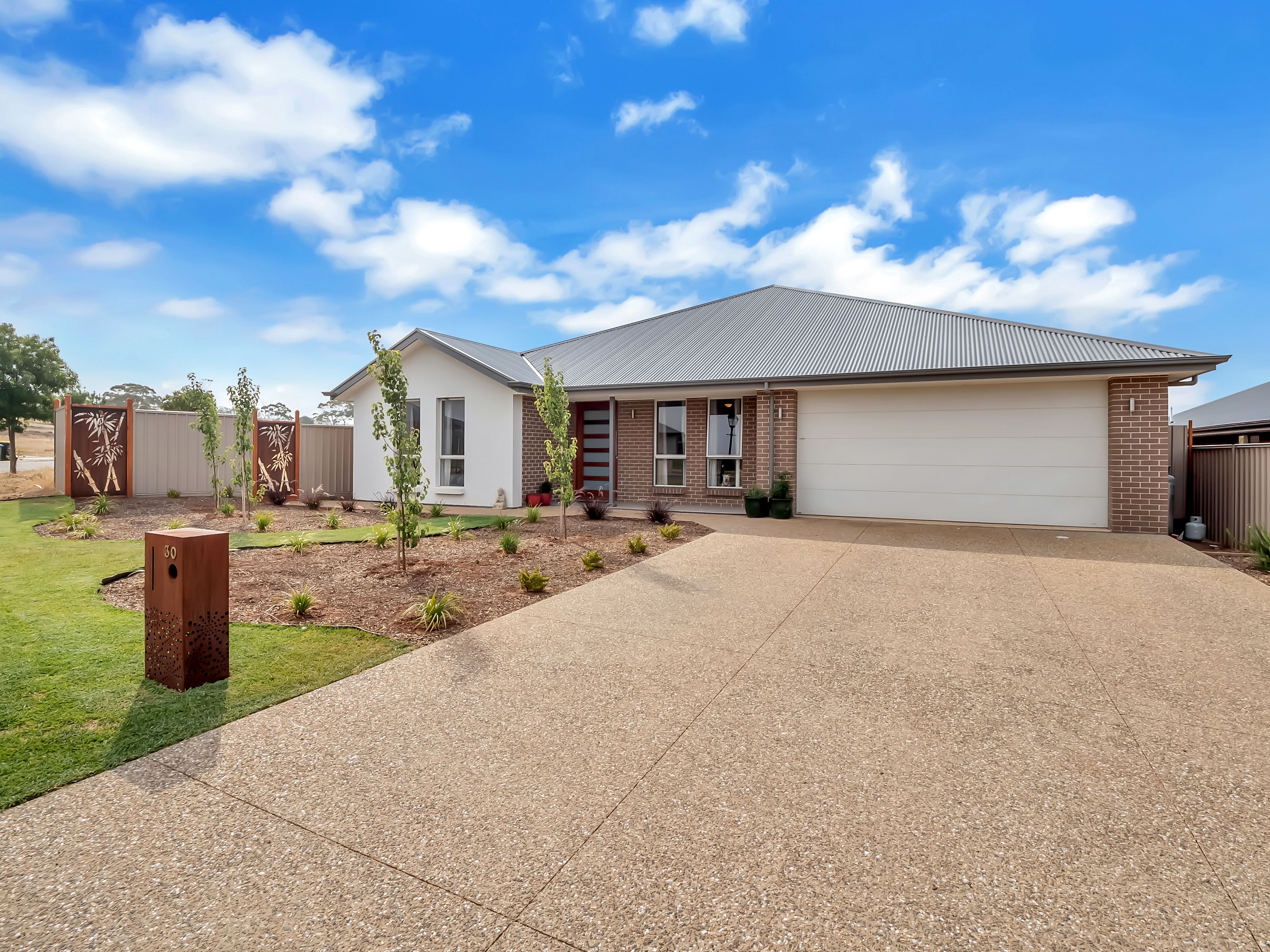 30 Sullivan Road, Strathalbyn, SA 5255