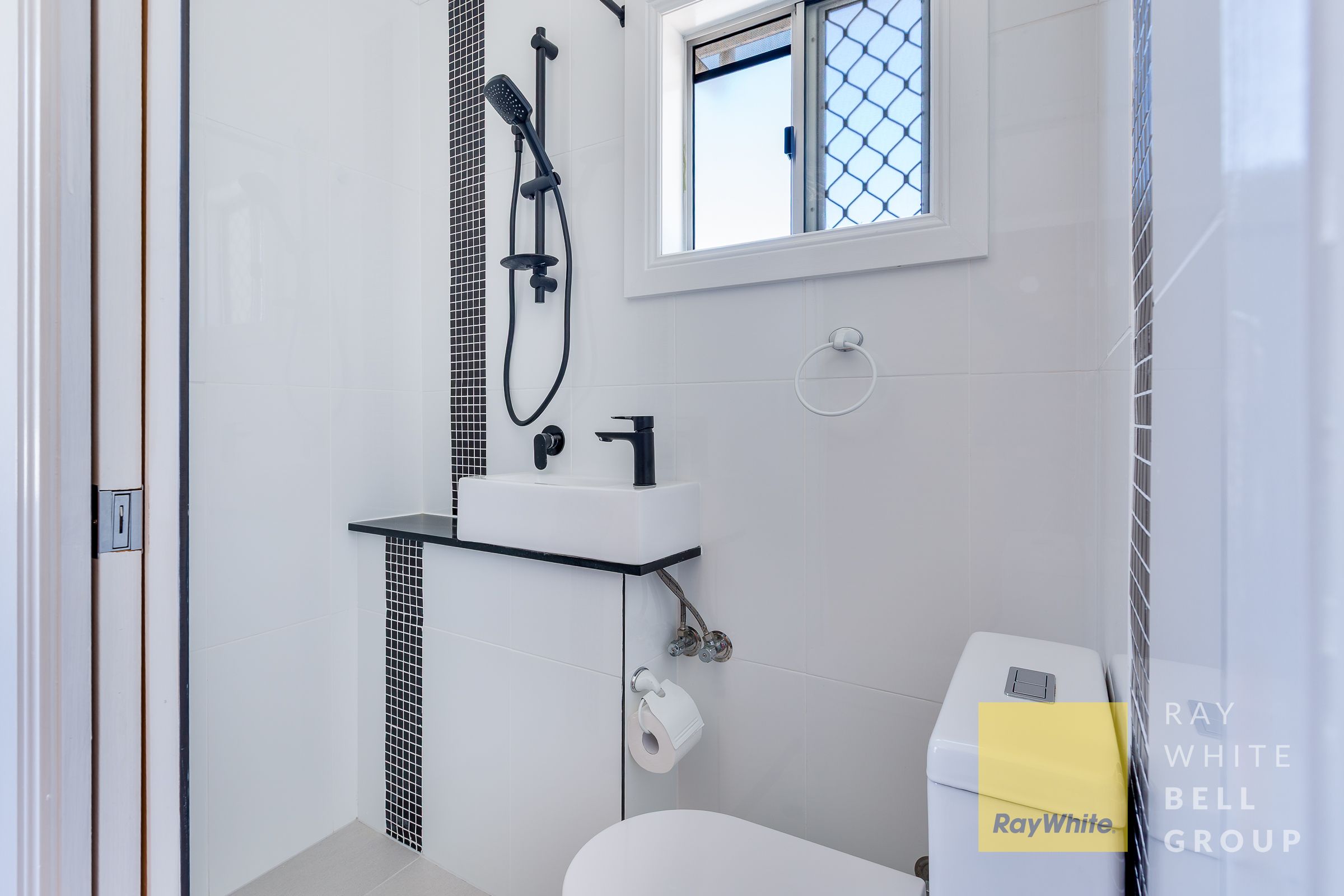 61 Ridgeway Avenue — photo 17 of 20